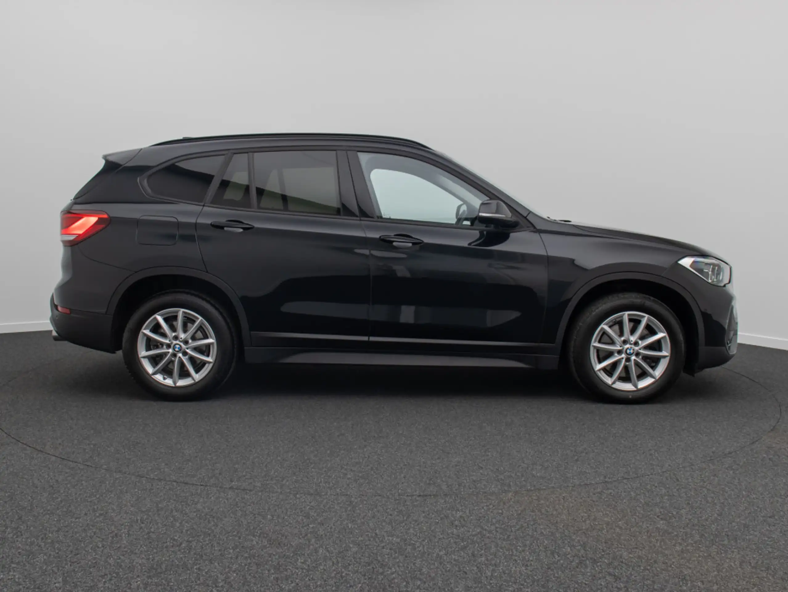 BMW - X1