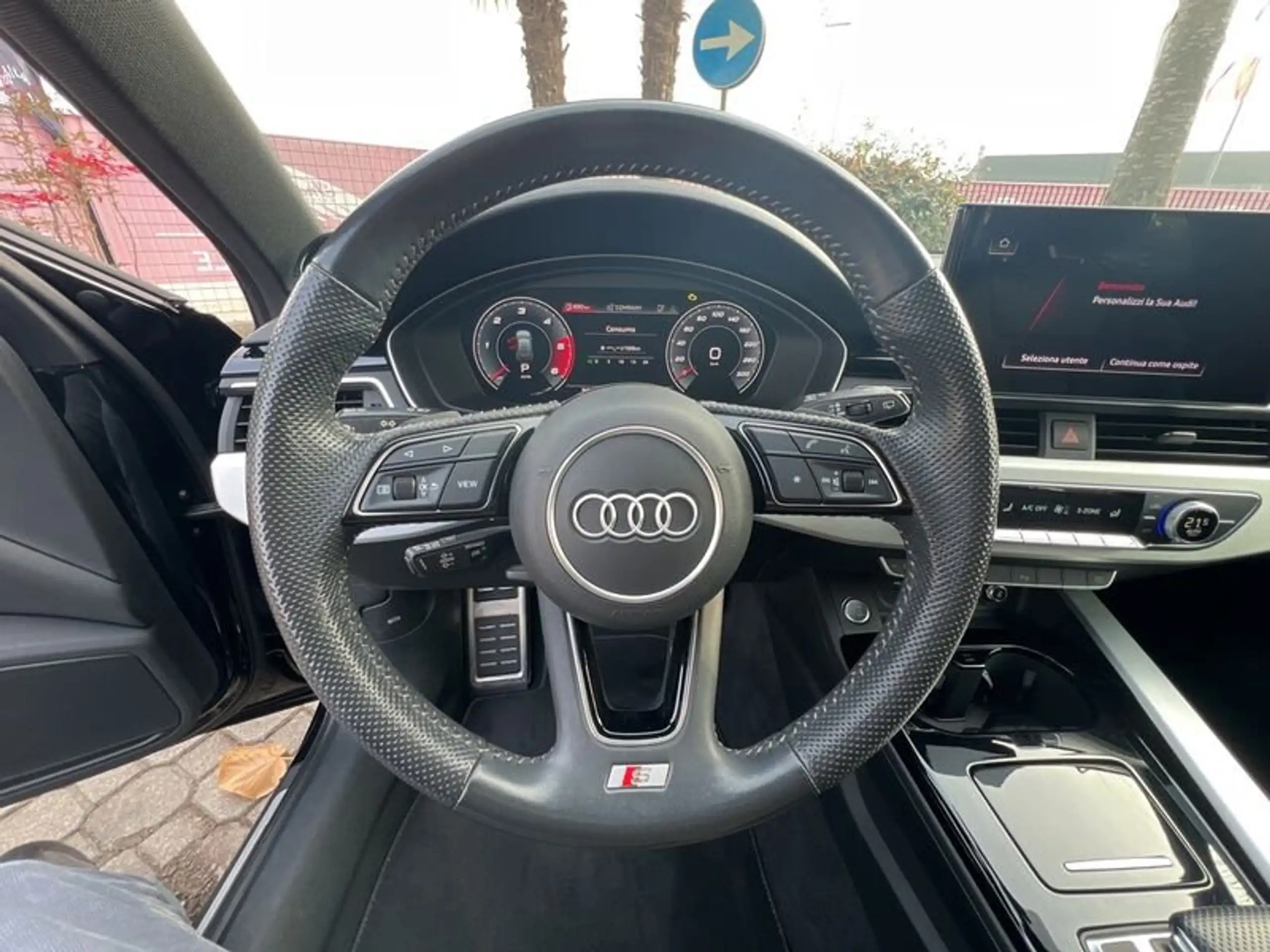 Audi - A4