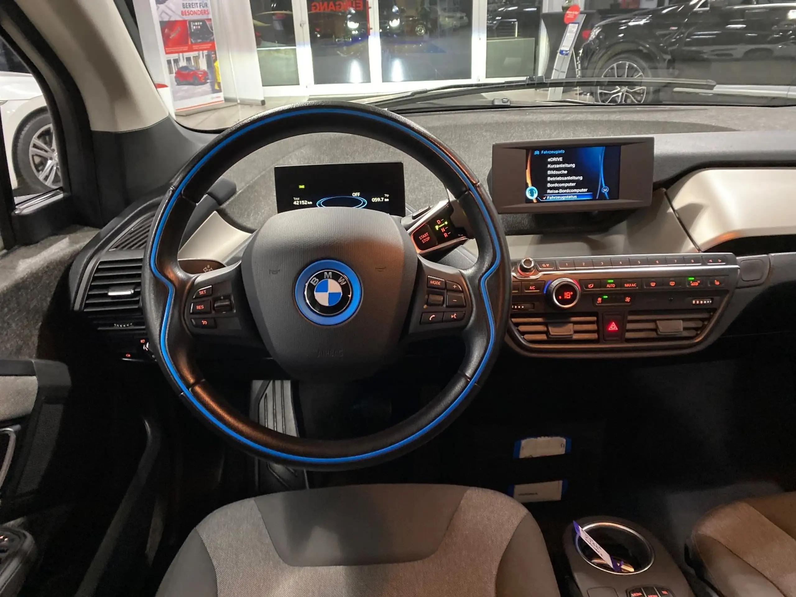 BMW - i3