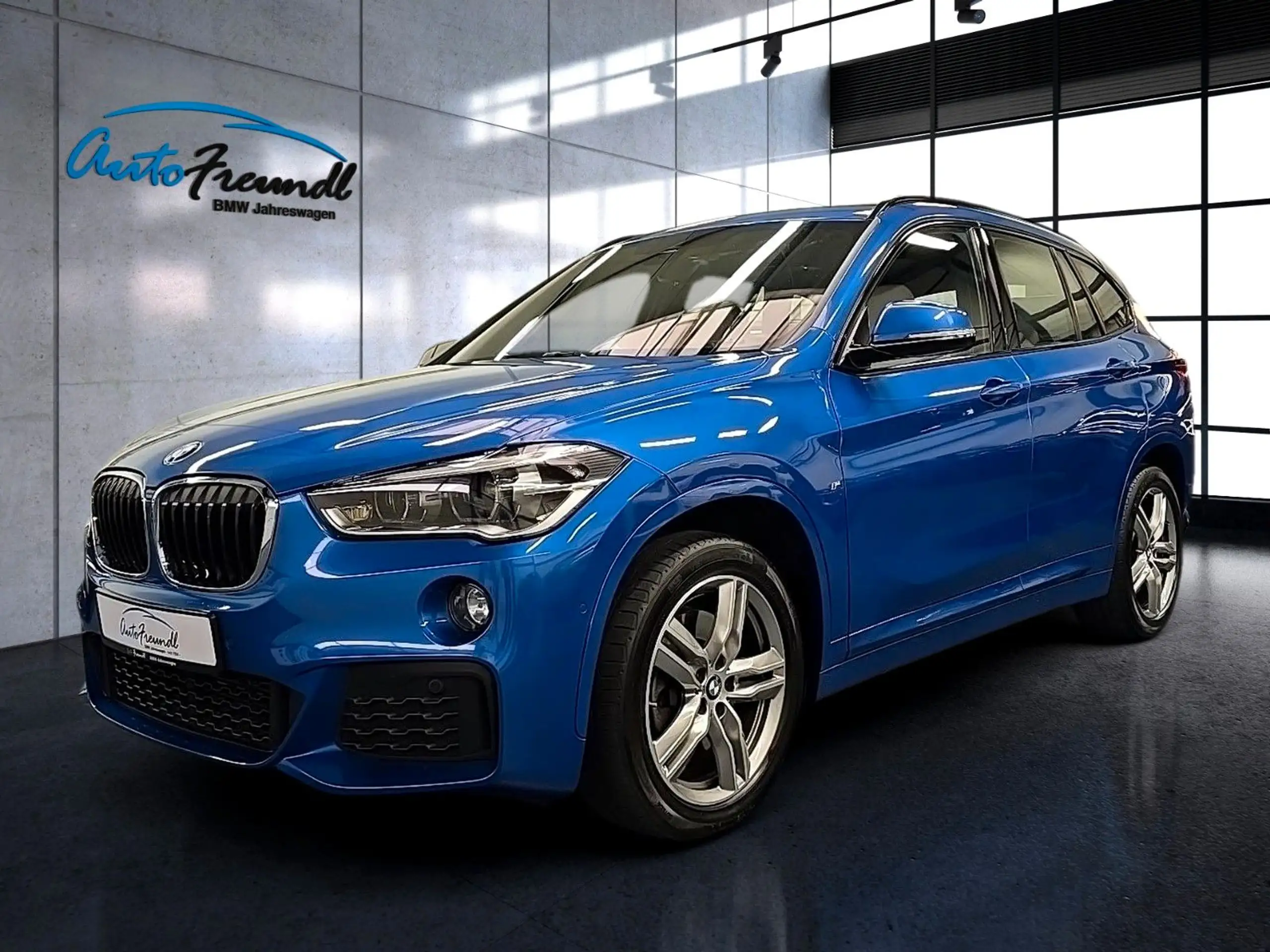 BMW - X1