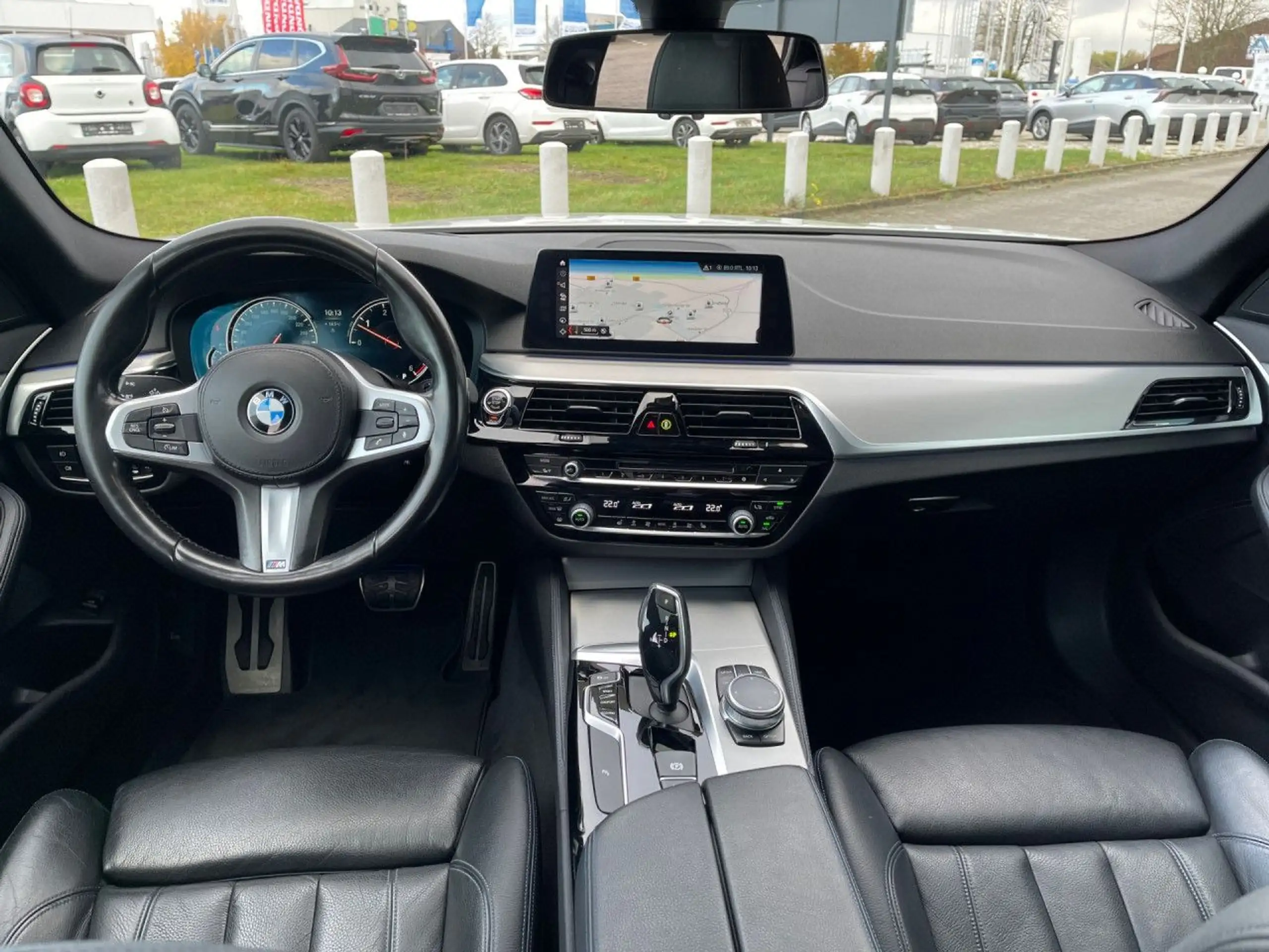 BMW - 530