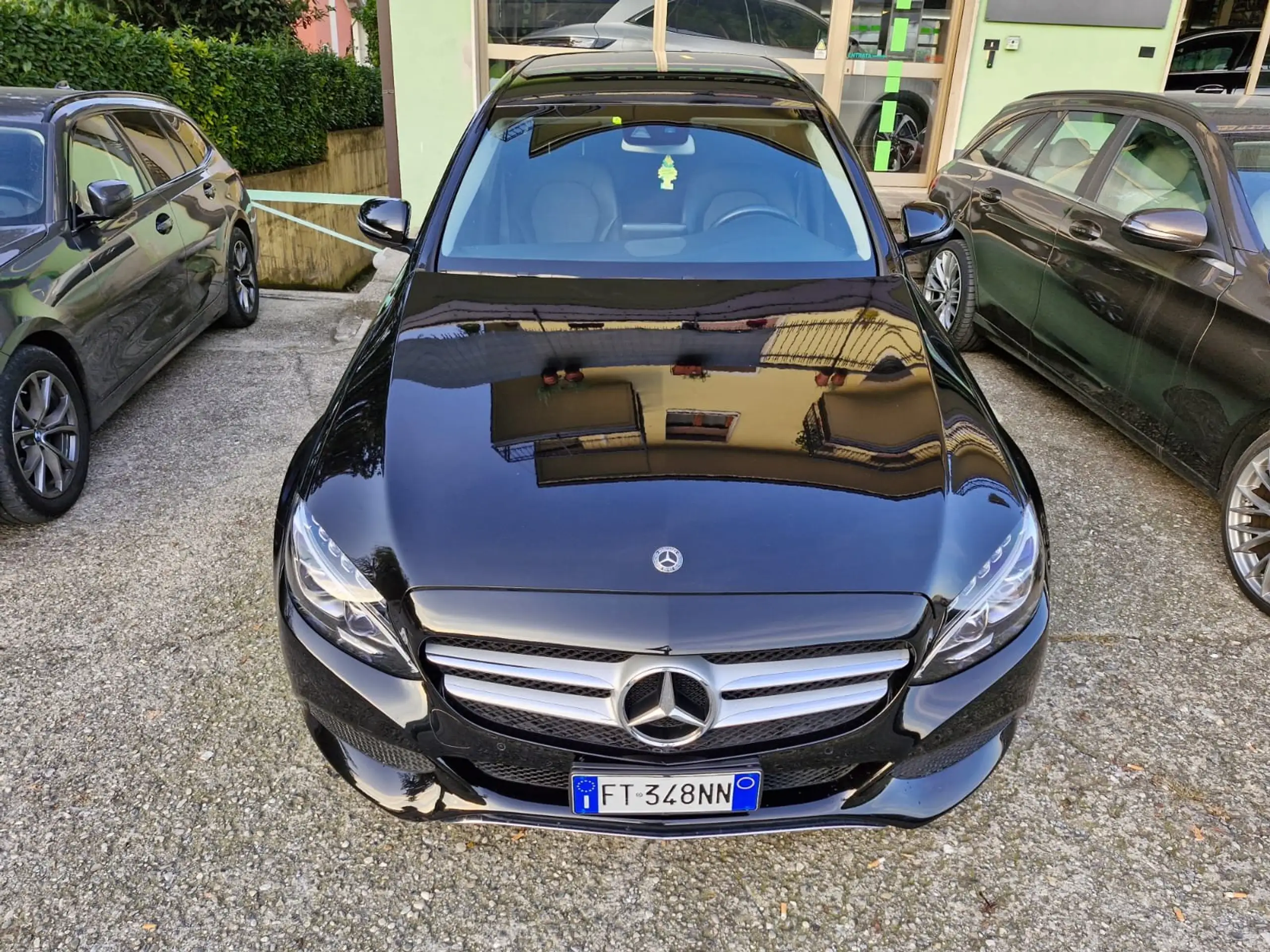 Mercedes-Benz - C 220