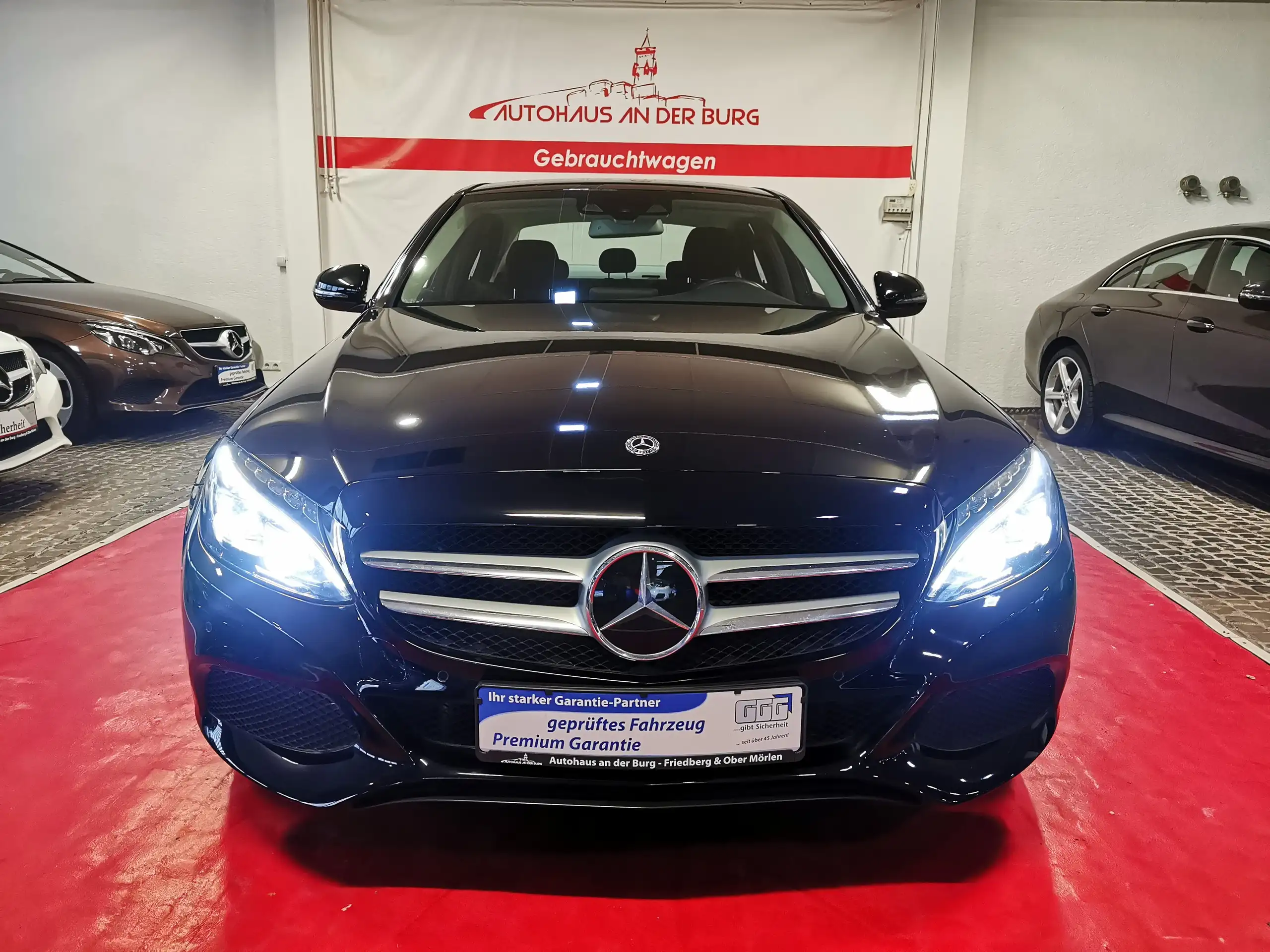 Mercedes-Benz - C 220