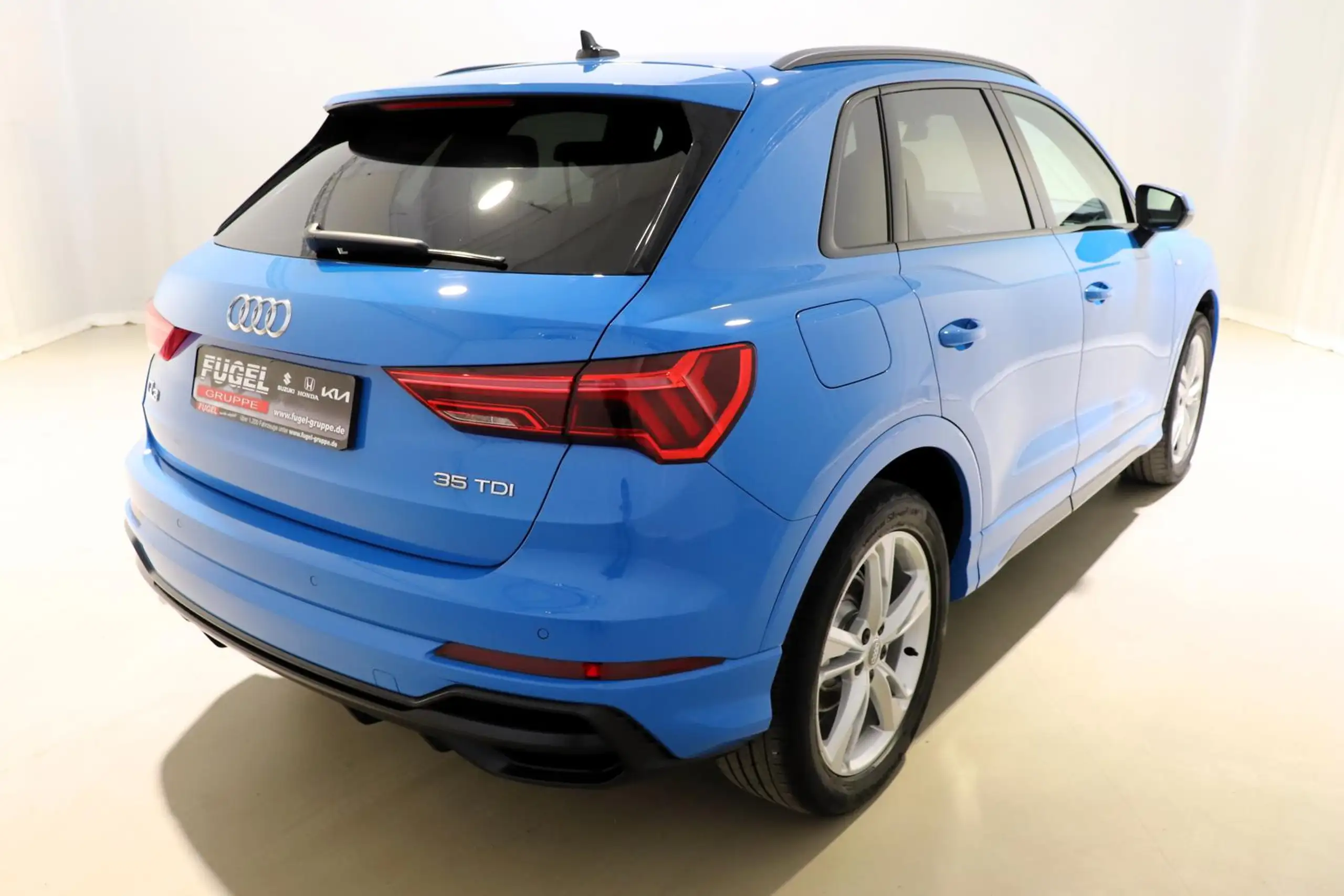 Audi - Q3