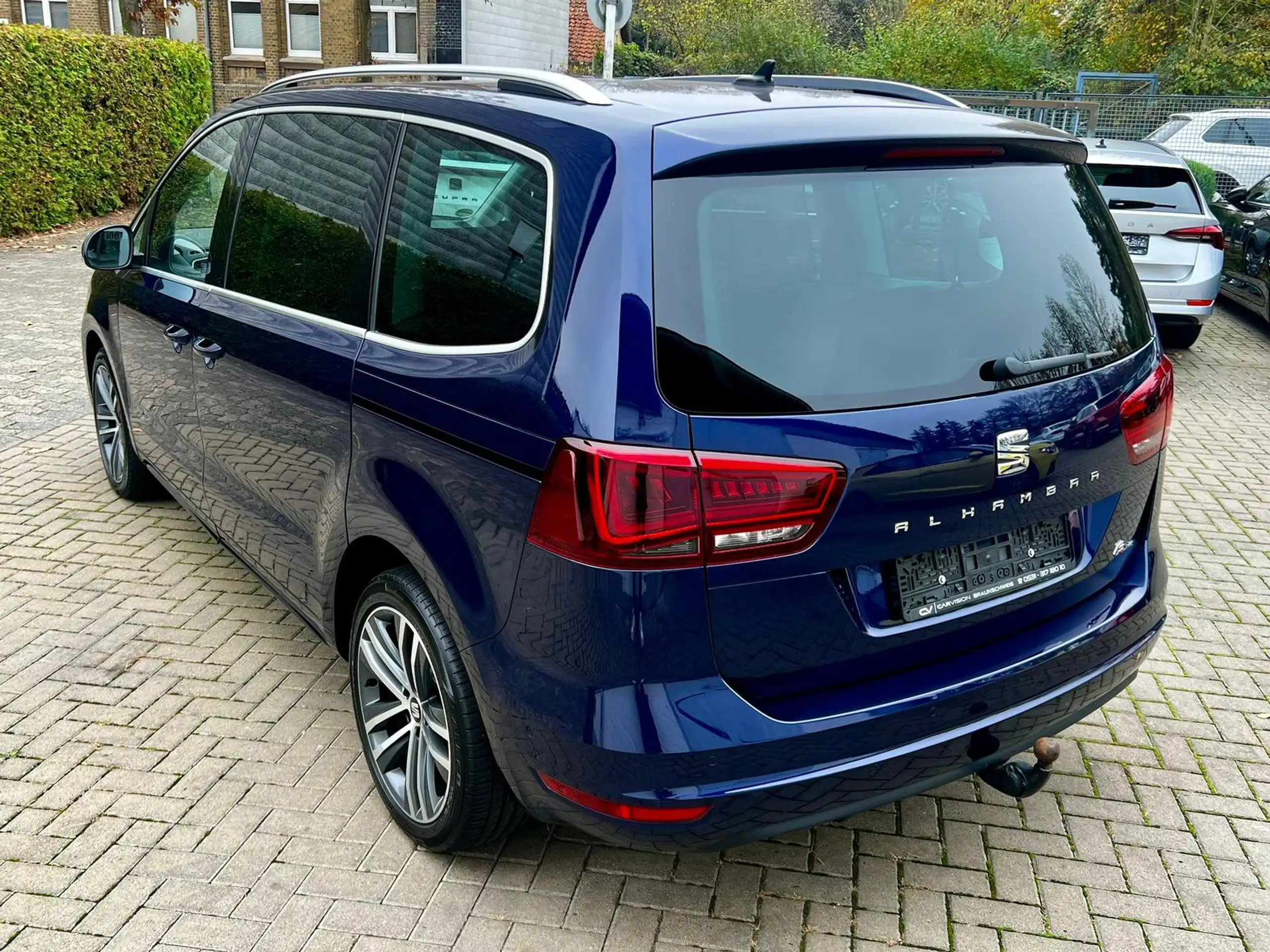 SEAT - Alhambra