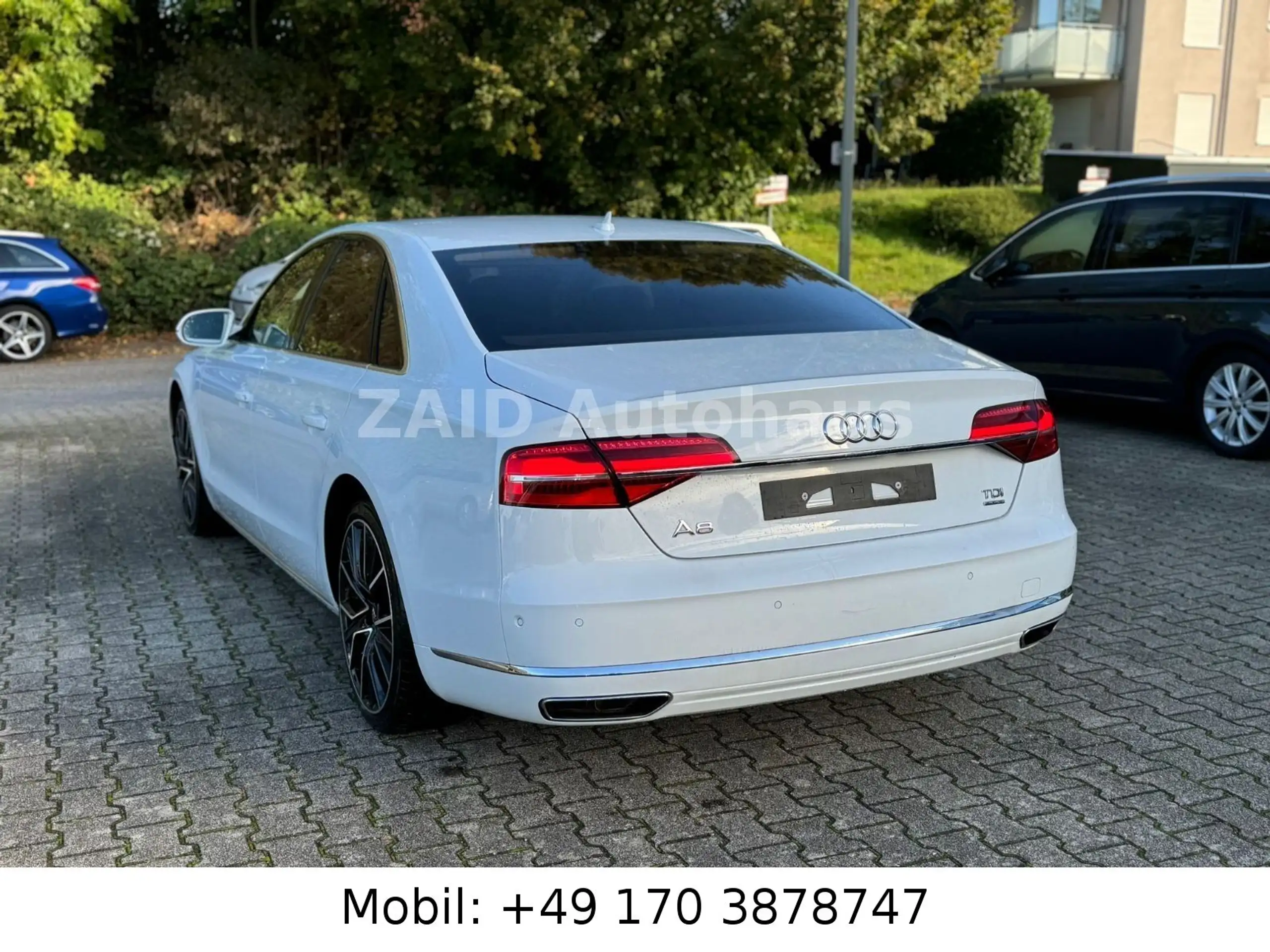 Audi - A8