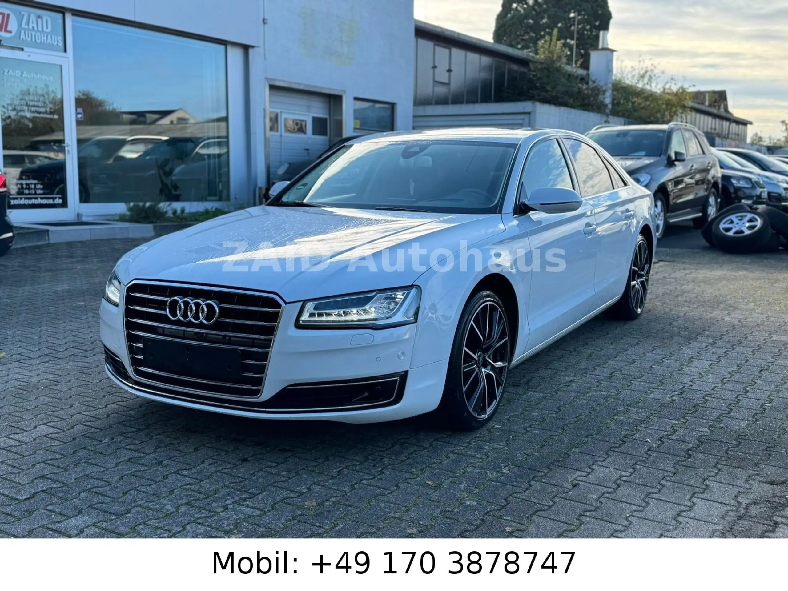 Audi - A8