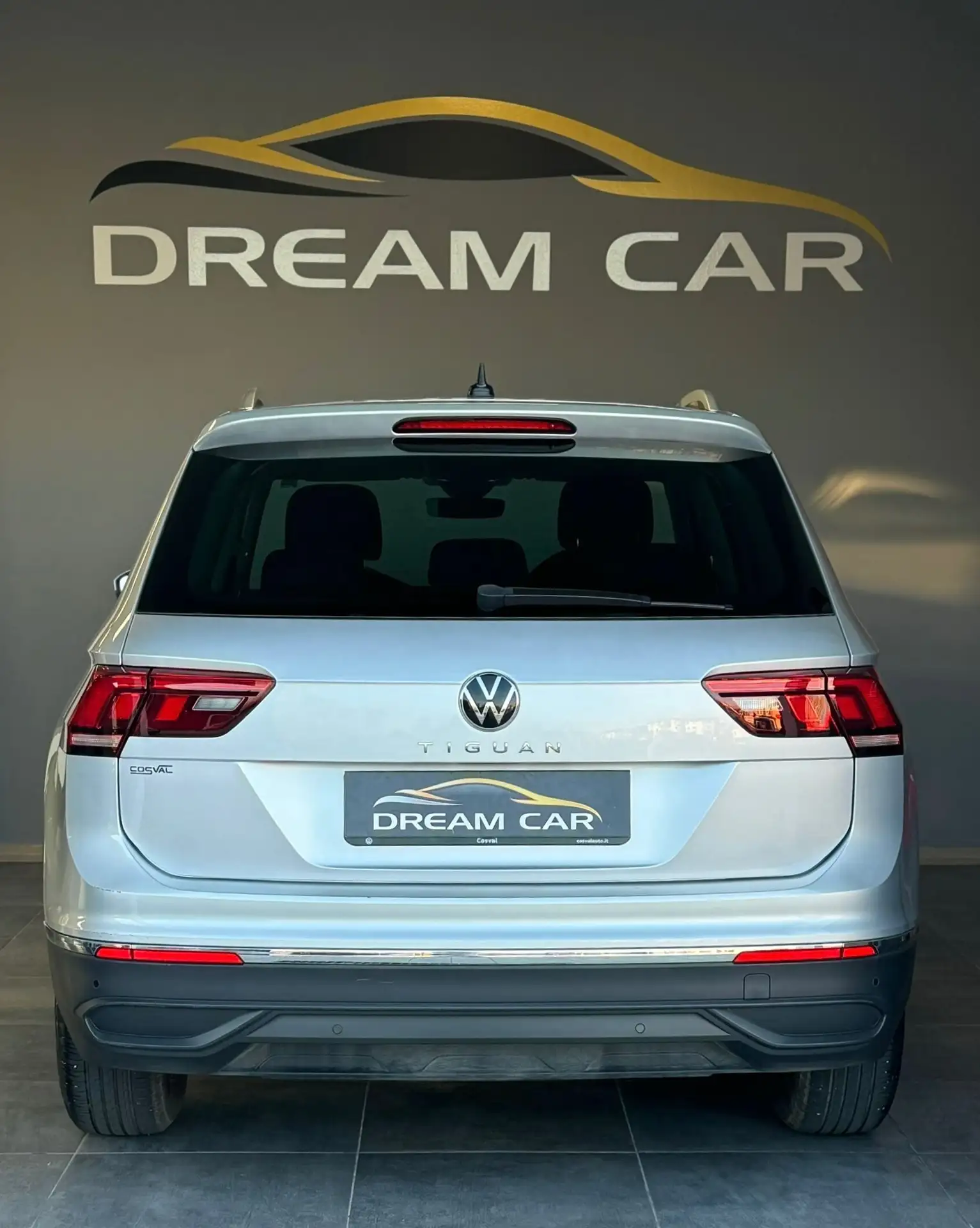 Volkswagen - Tiguan