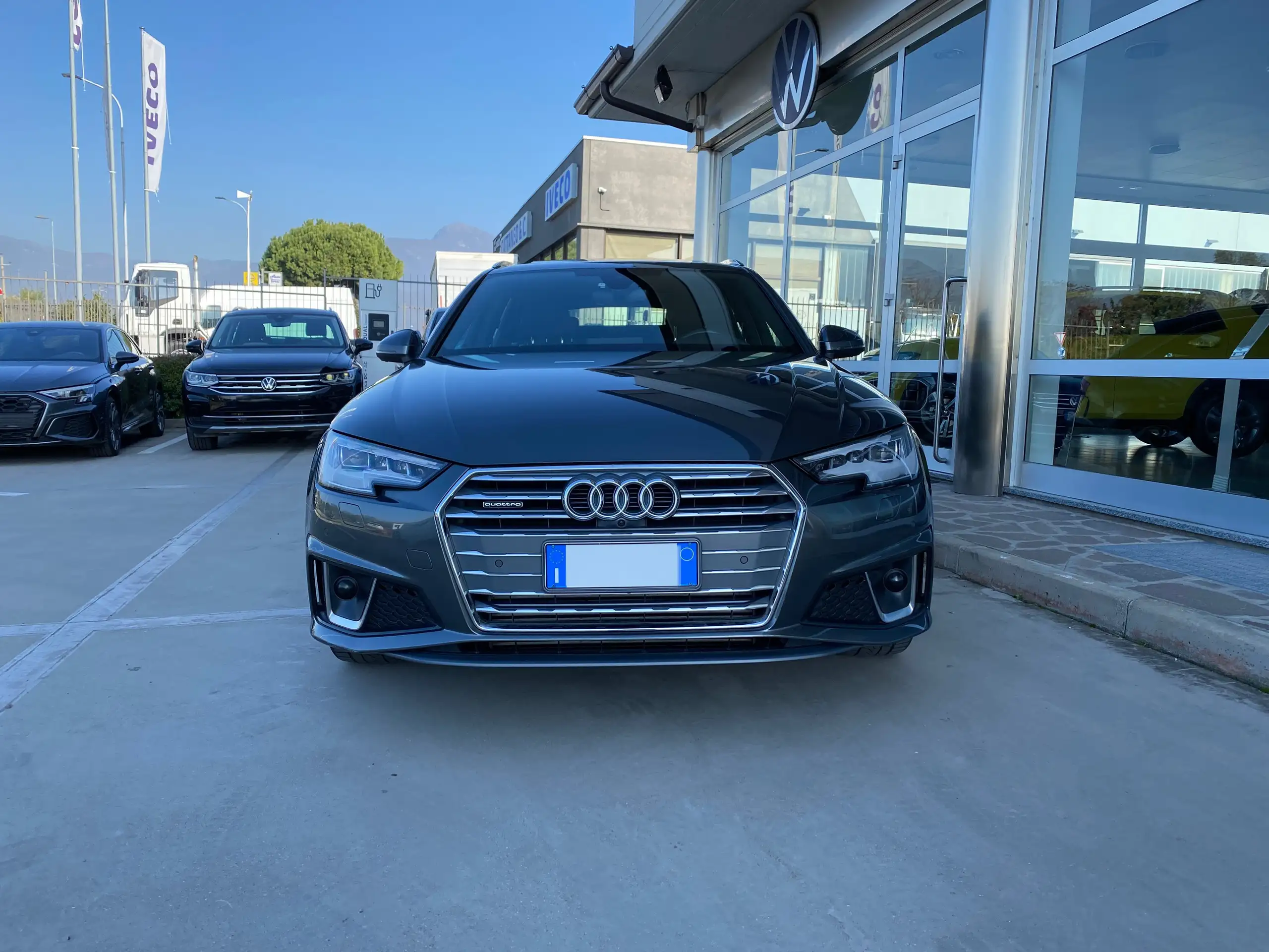 Audi - A4