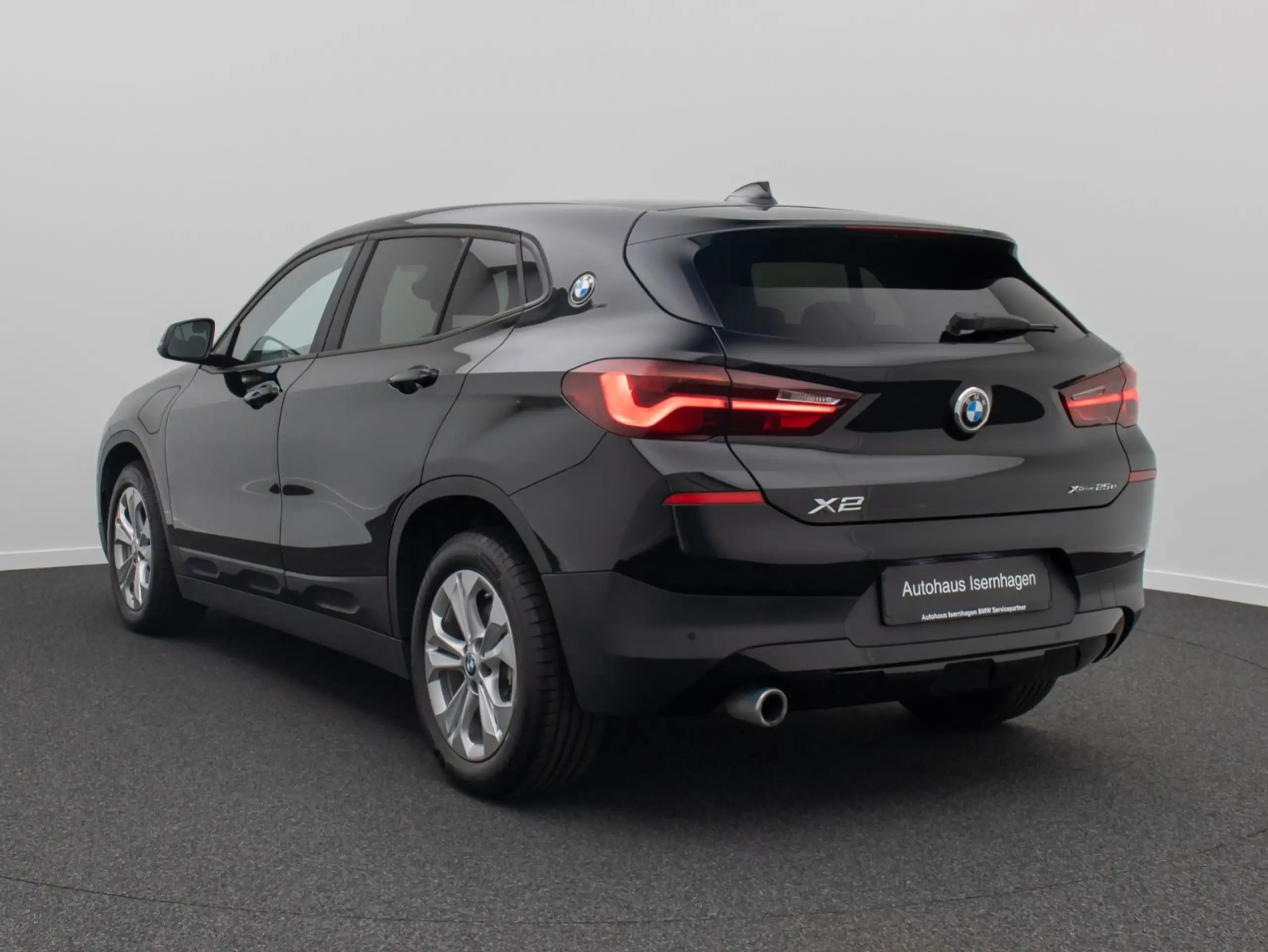 BMW - X2