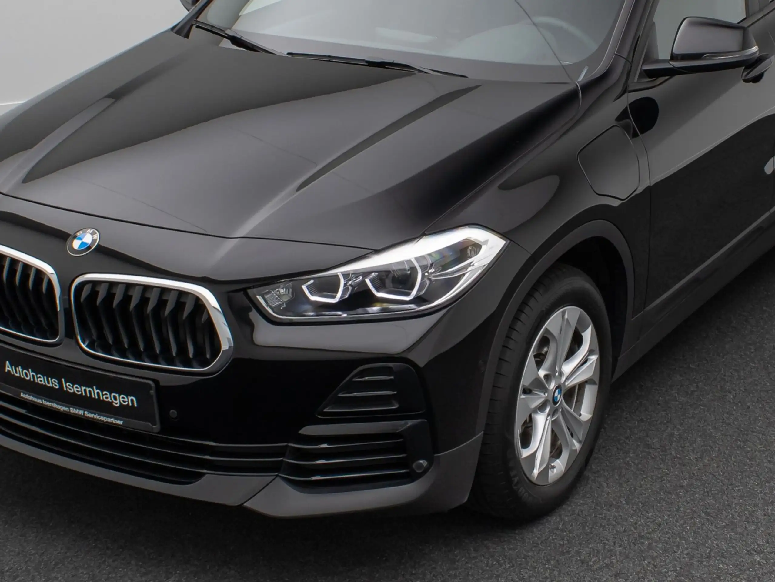 BMW - X2