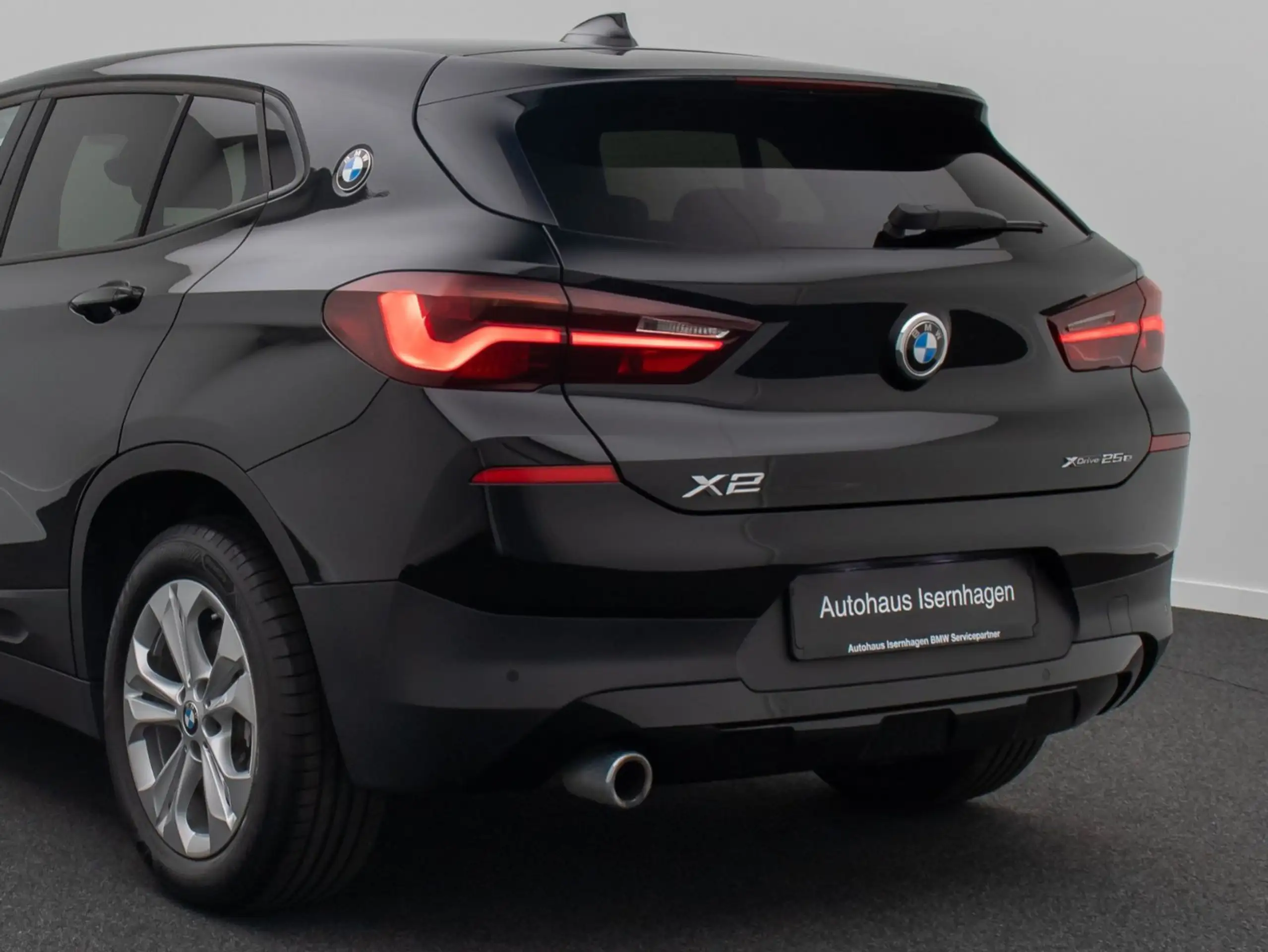 BMW - X2