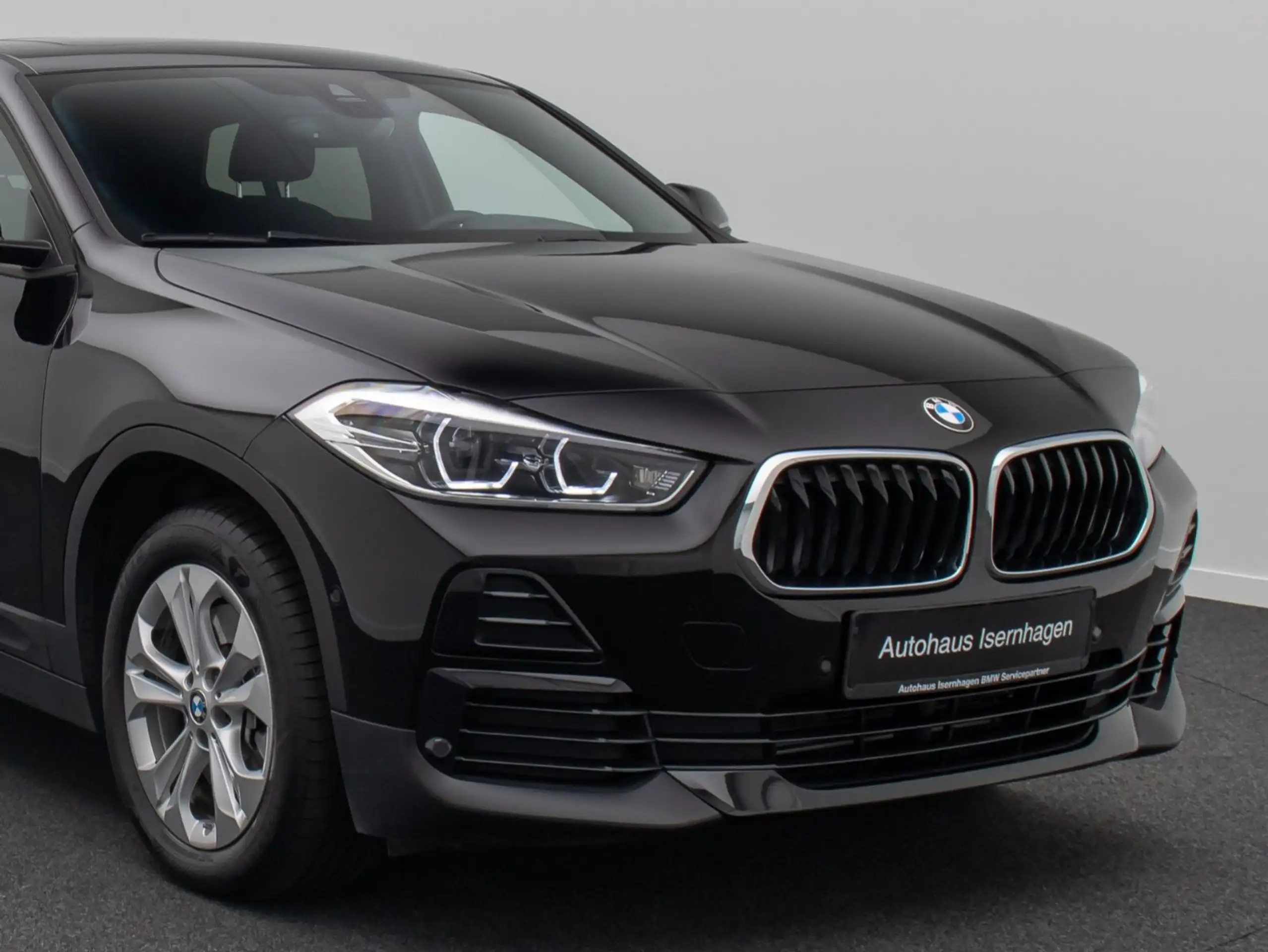 BMW - X2