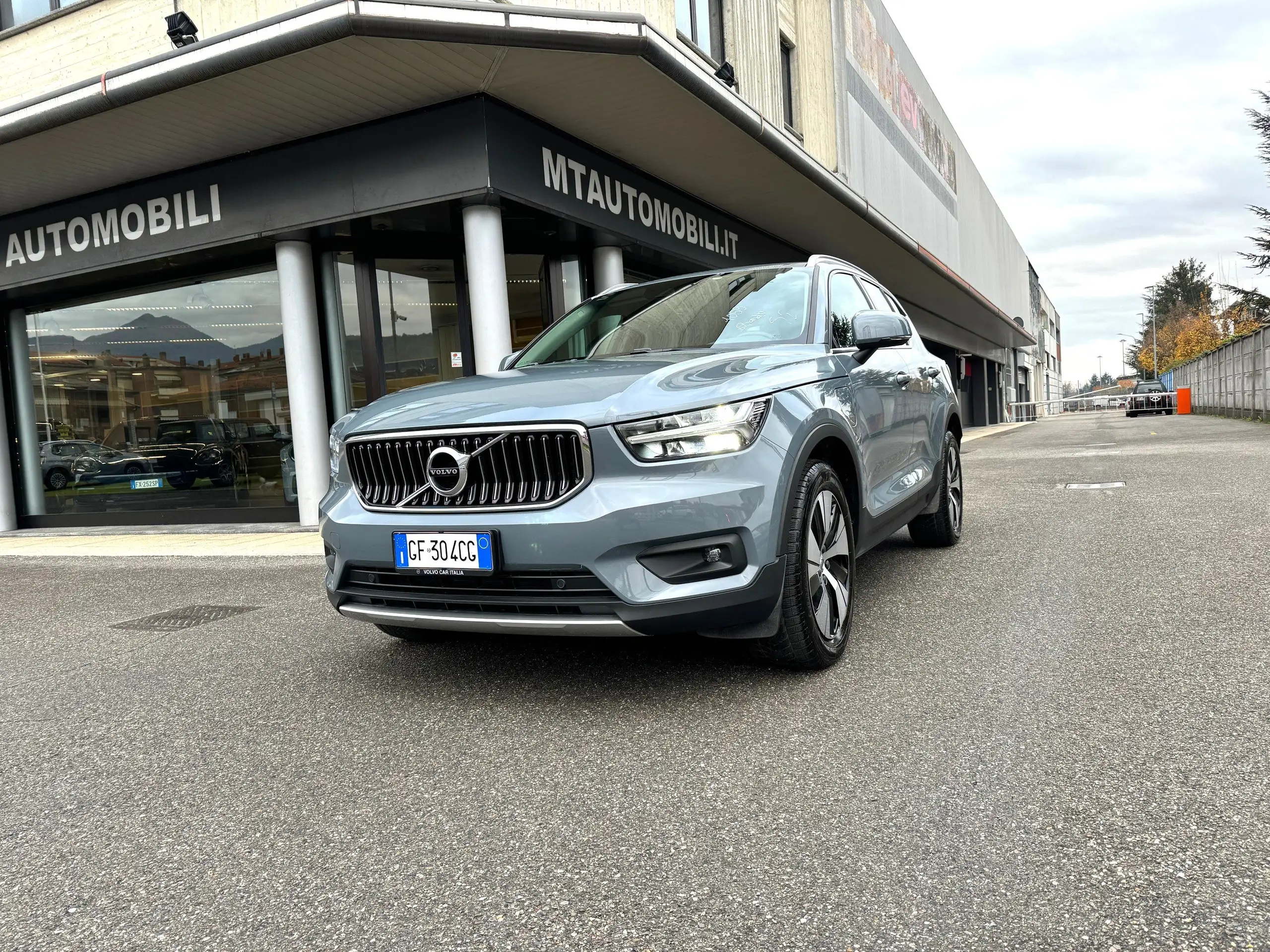 Volvo - XC40