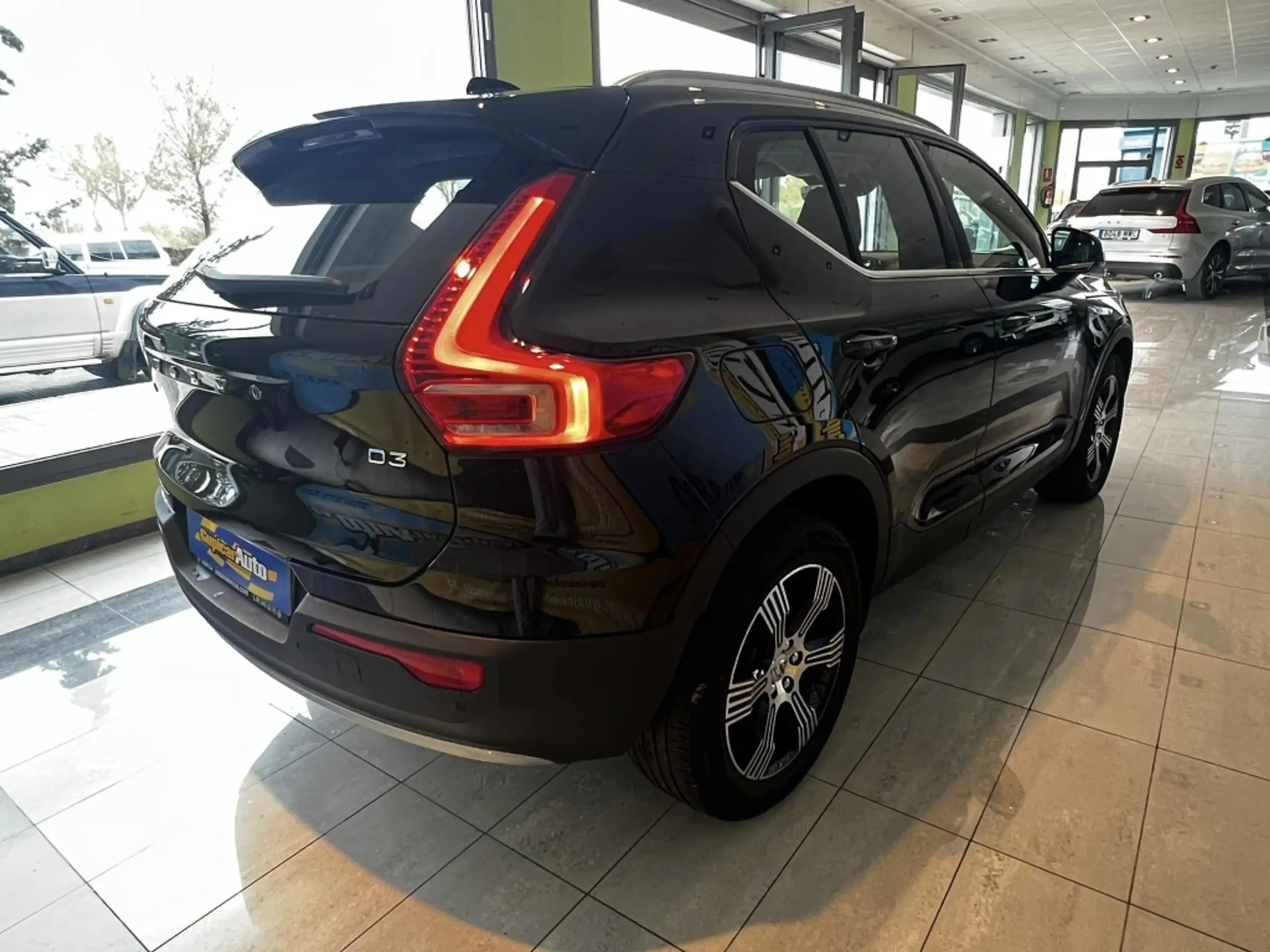 Volvo - XC40