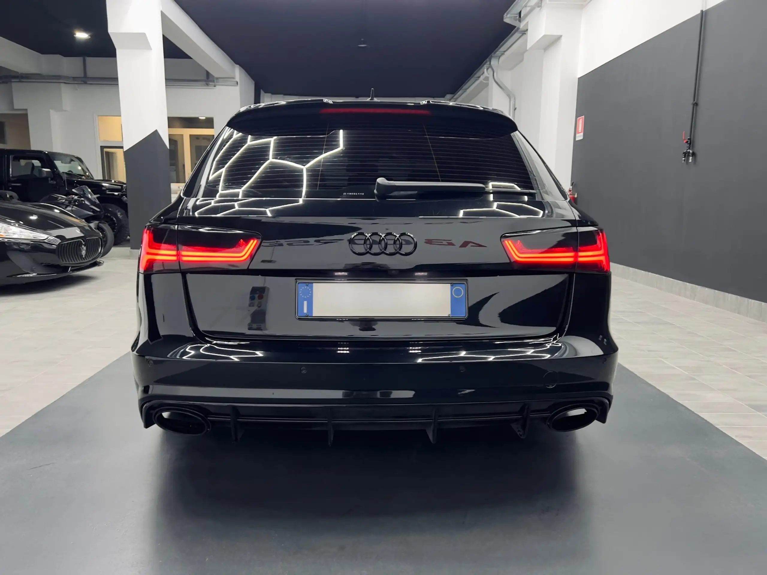 Audi - A6