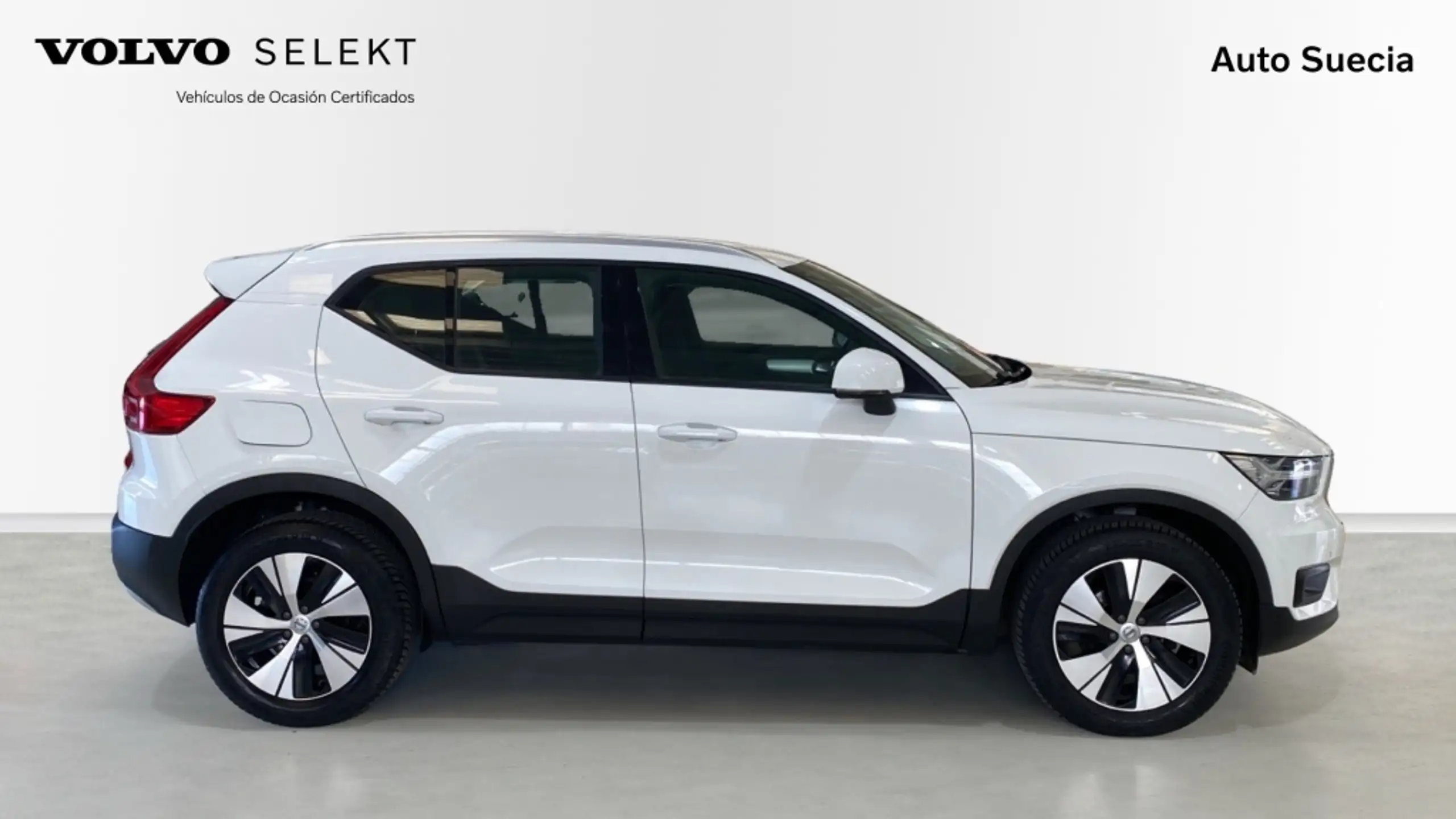 Volvo - XC40