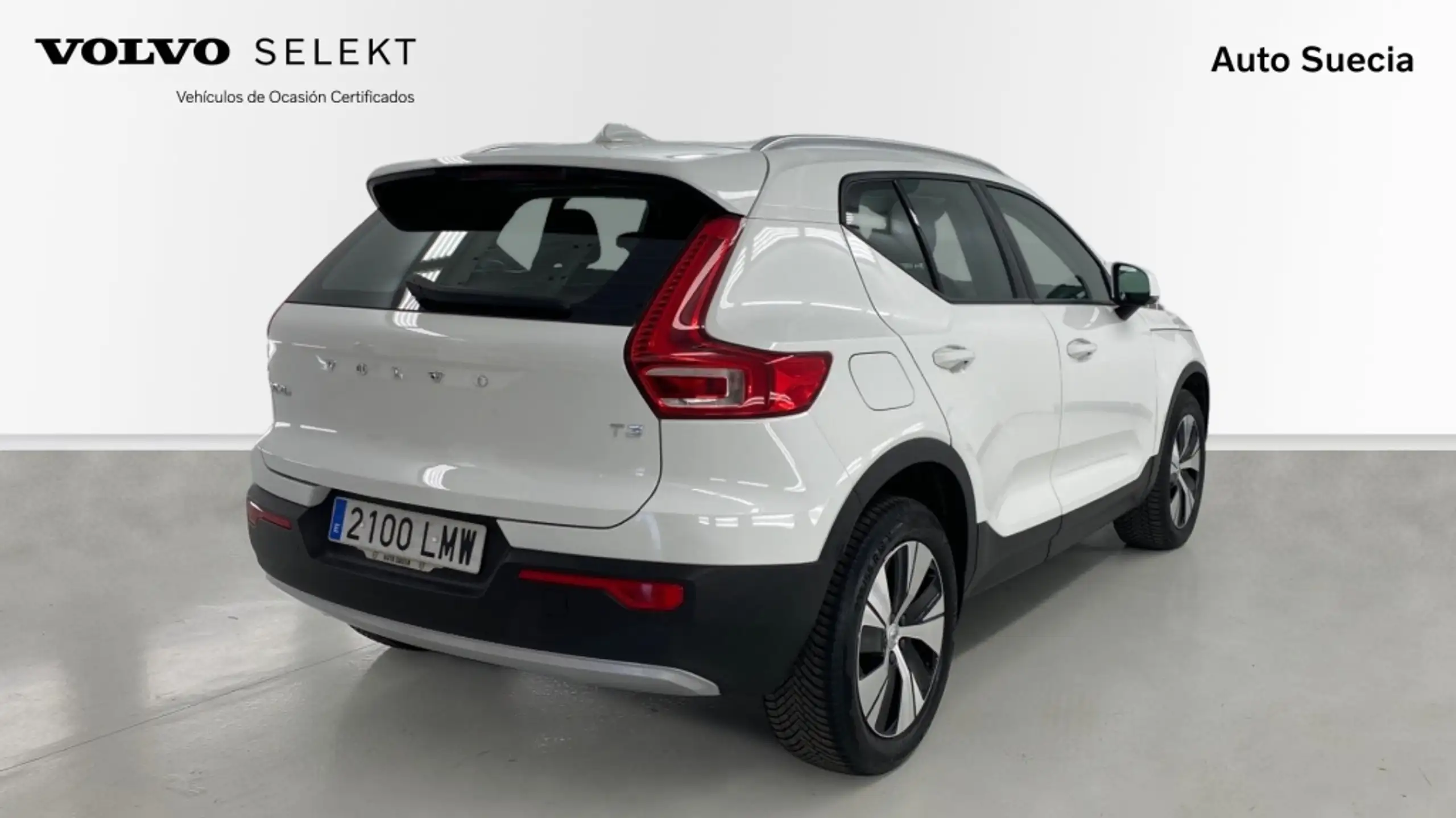 Volvo - XC40