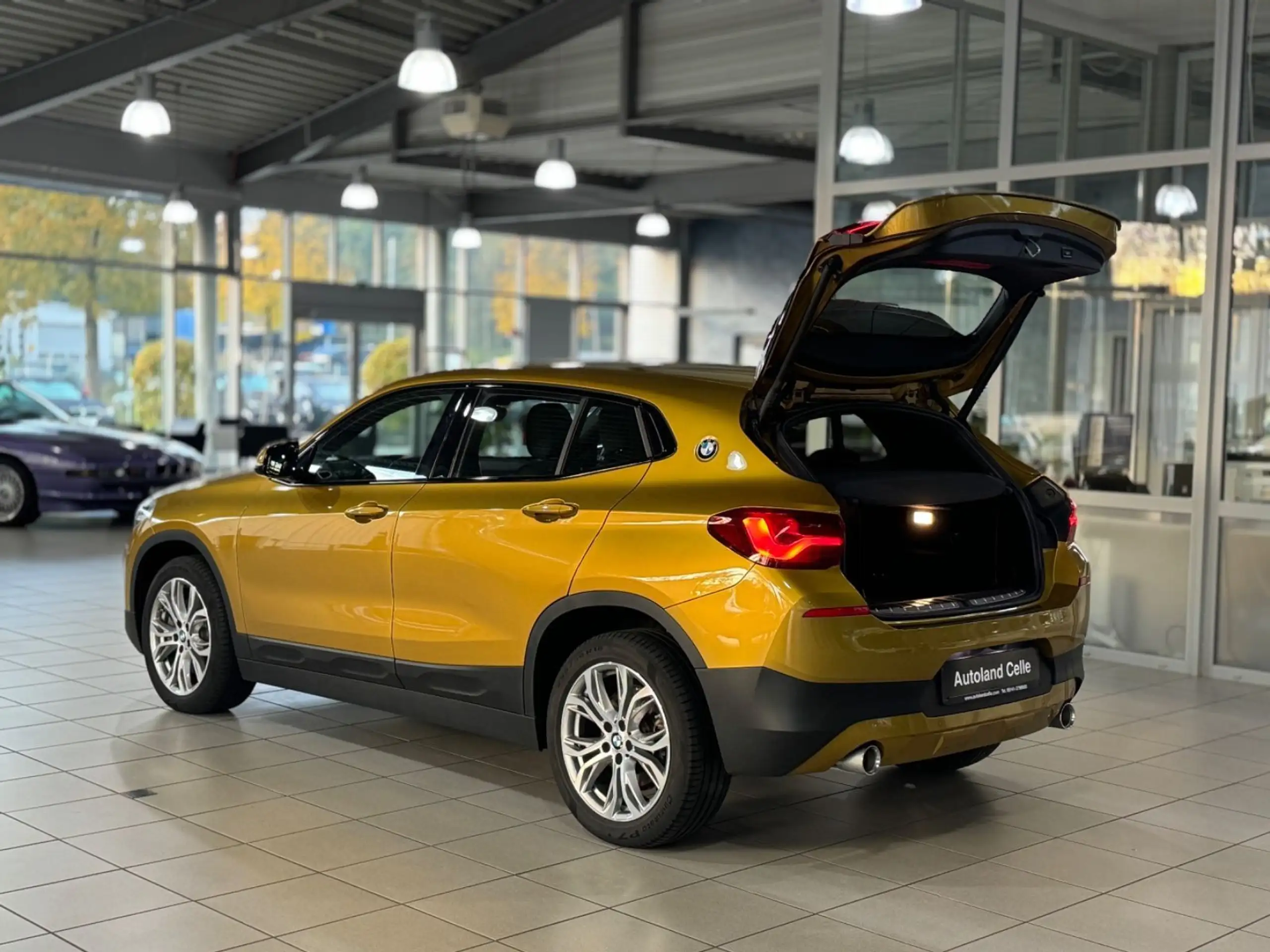 BMW - X2