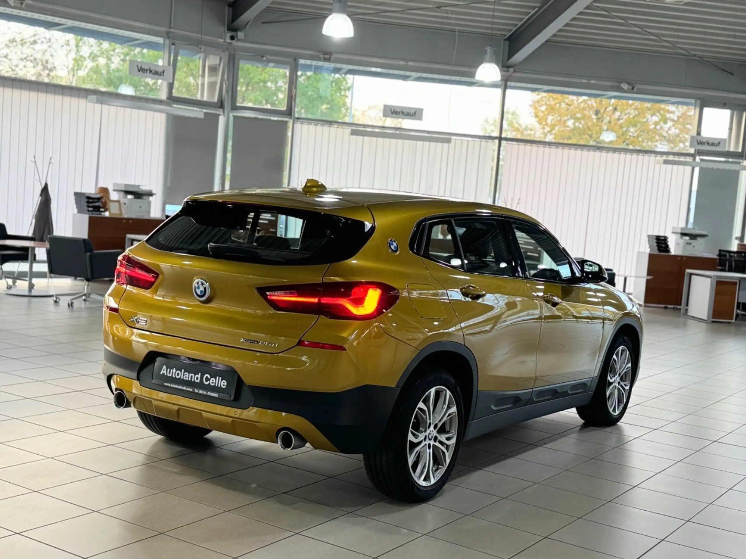 BMW - X2