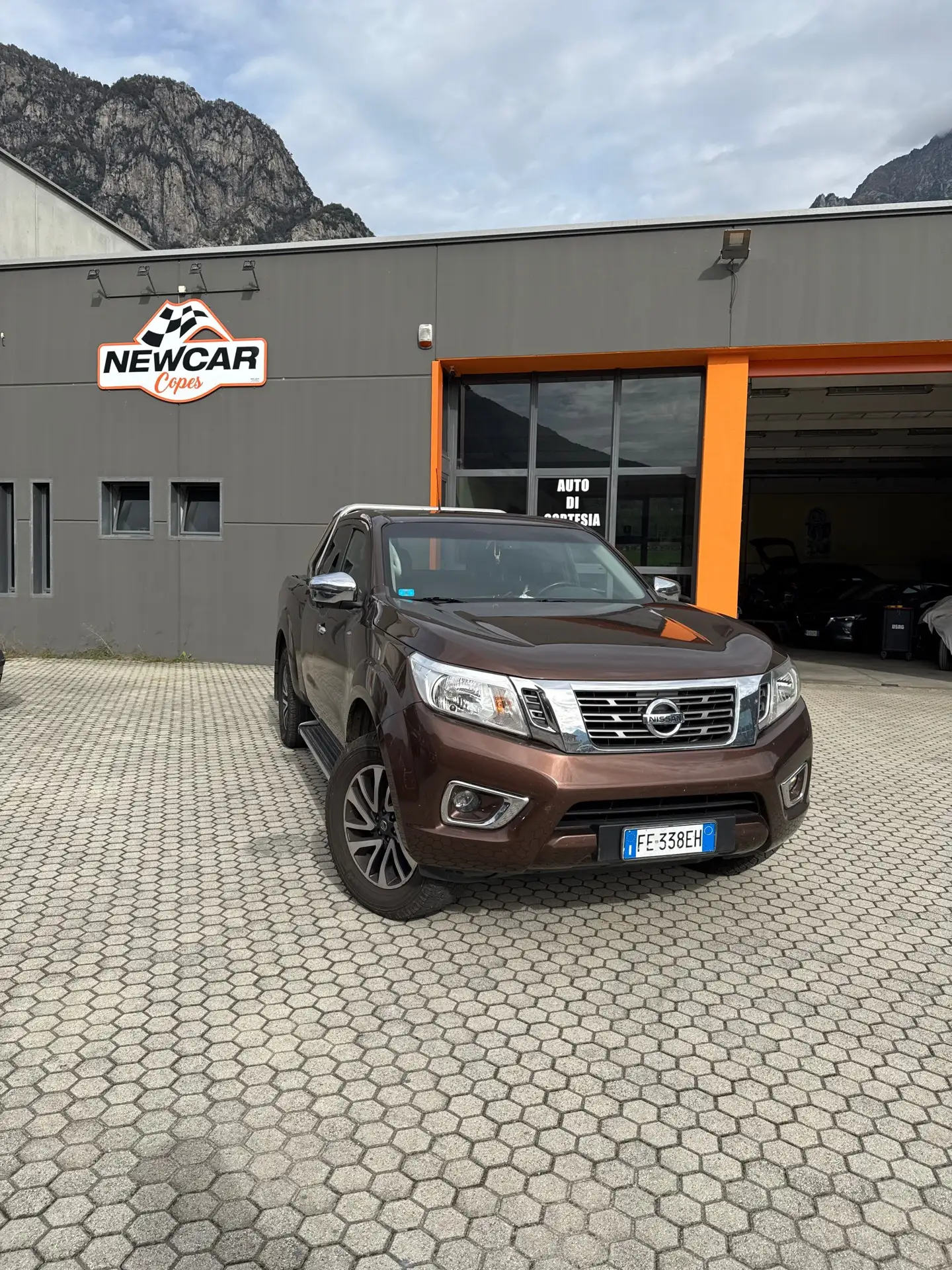 Nissan - Navara