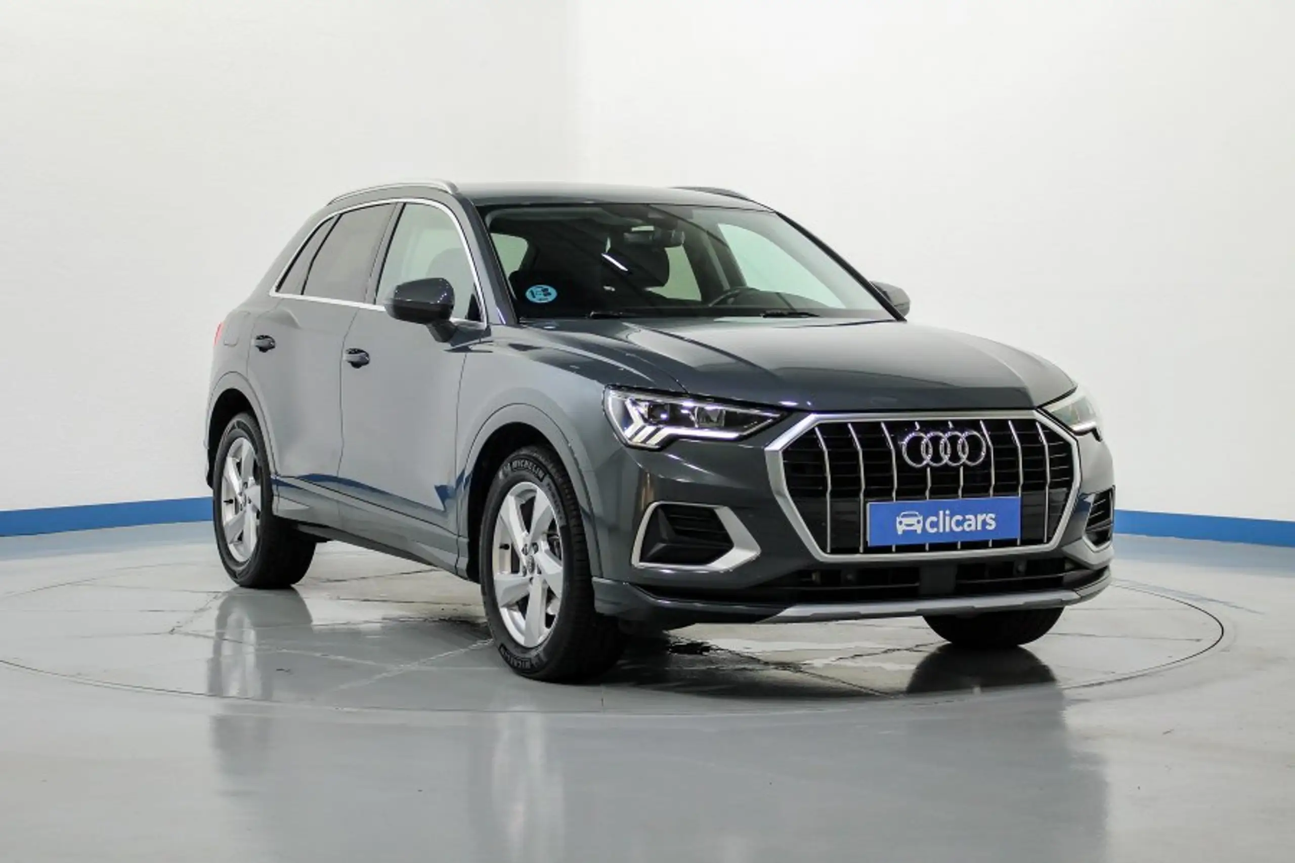 Audi - Q3