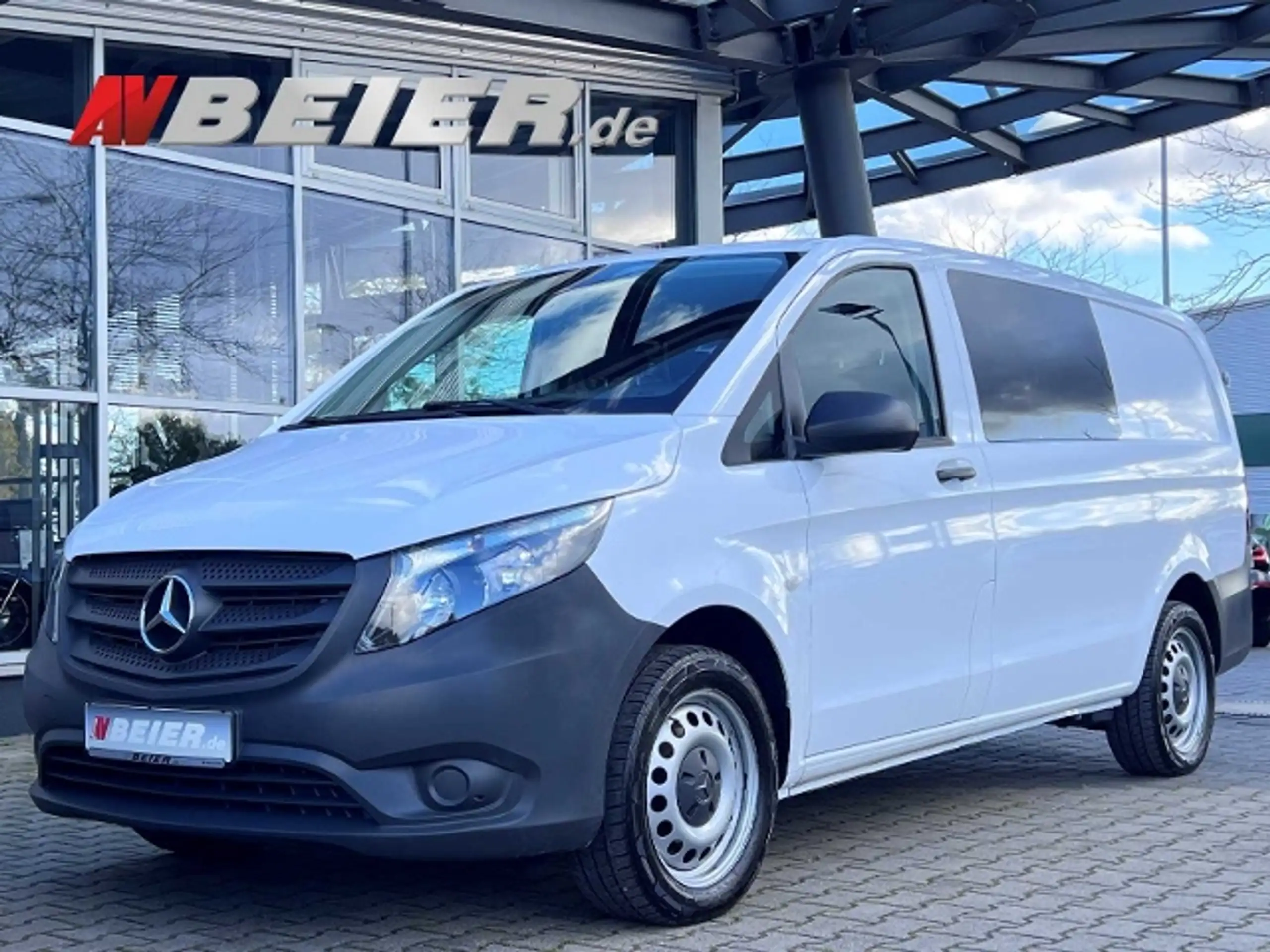 Mercedes-Benz - Vito