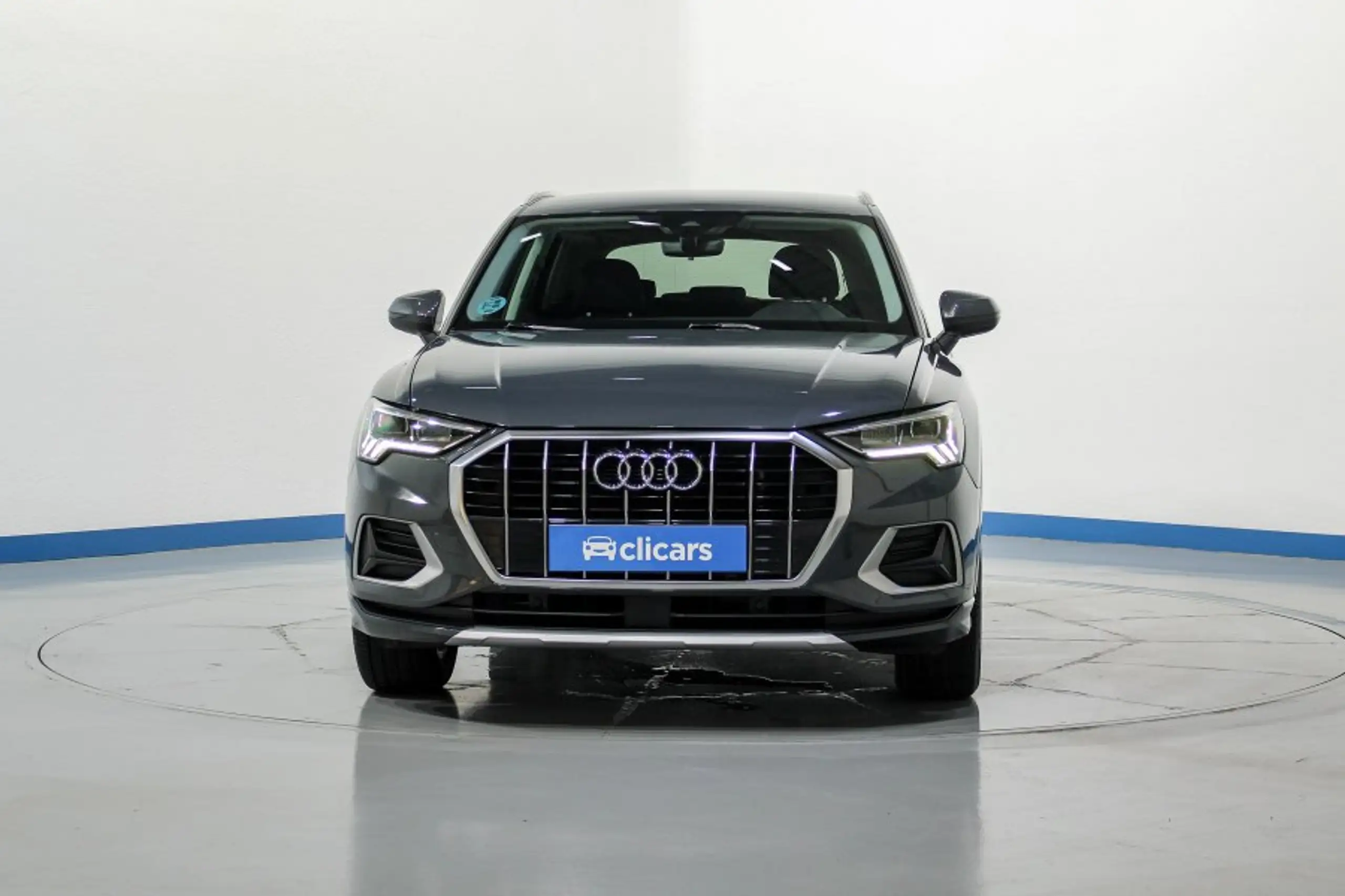 Audi - Q3