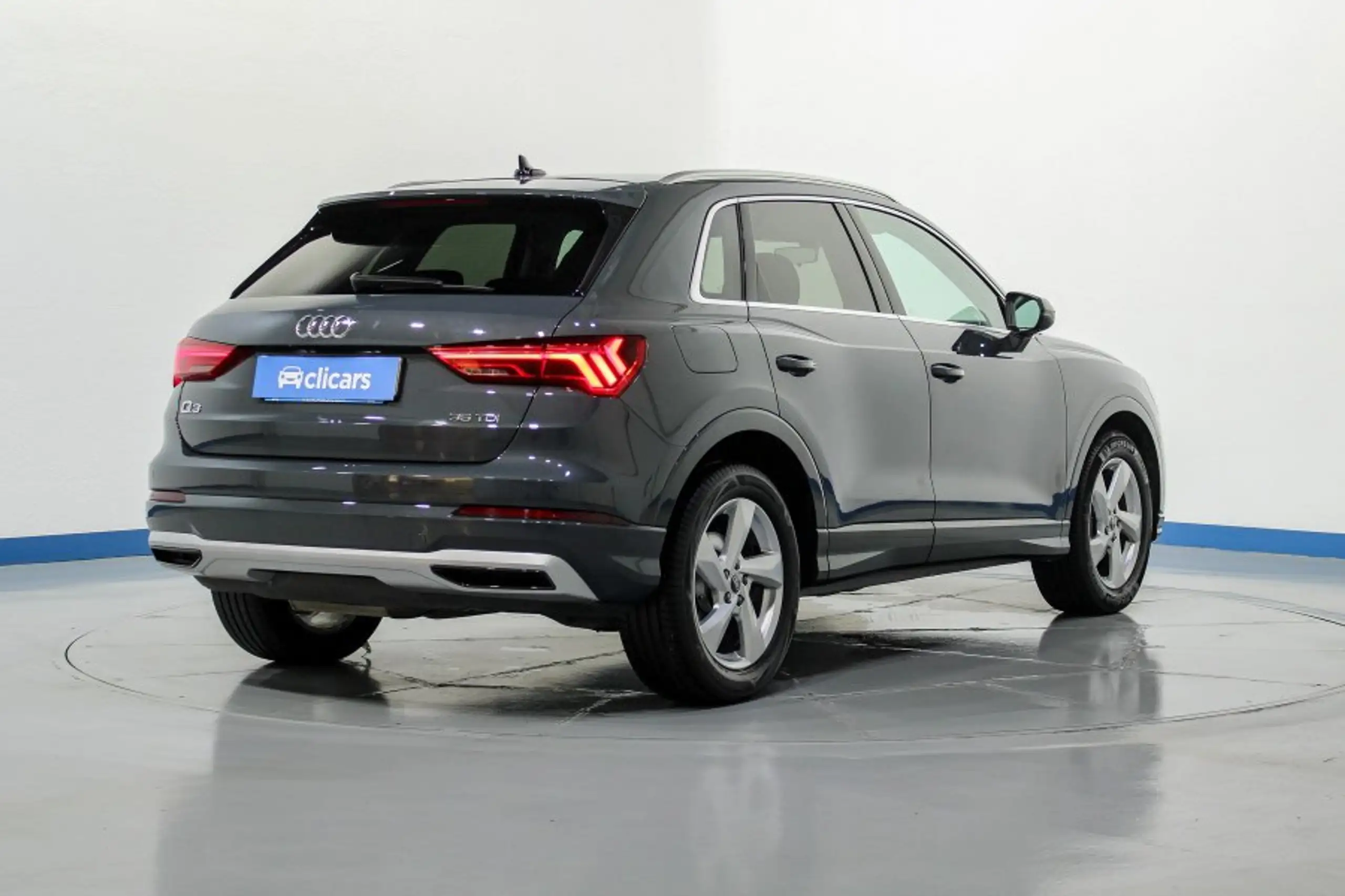 Audi - Q3