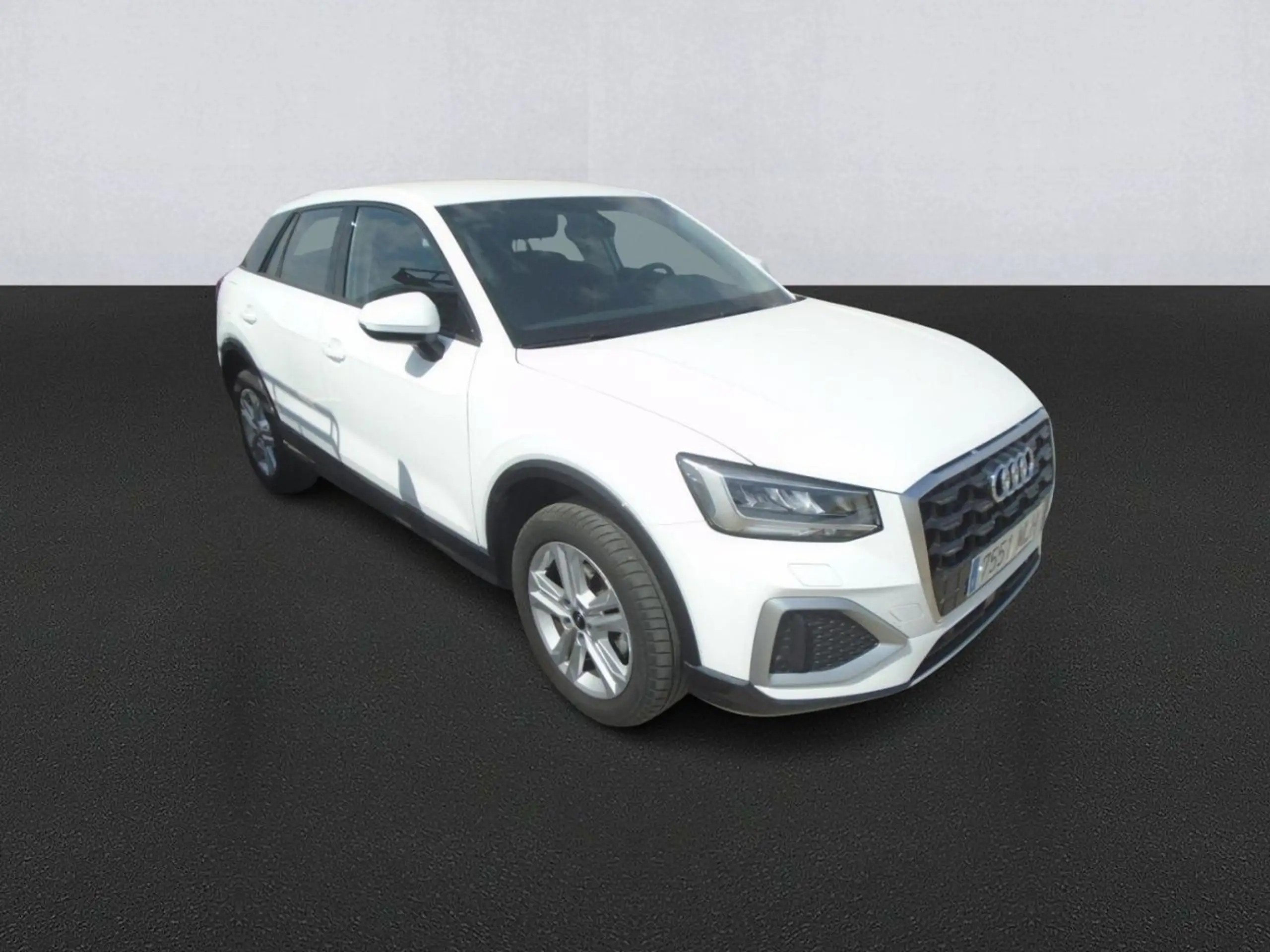 Audi - Q2