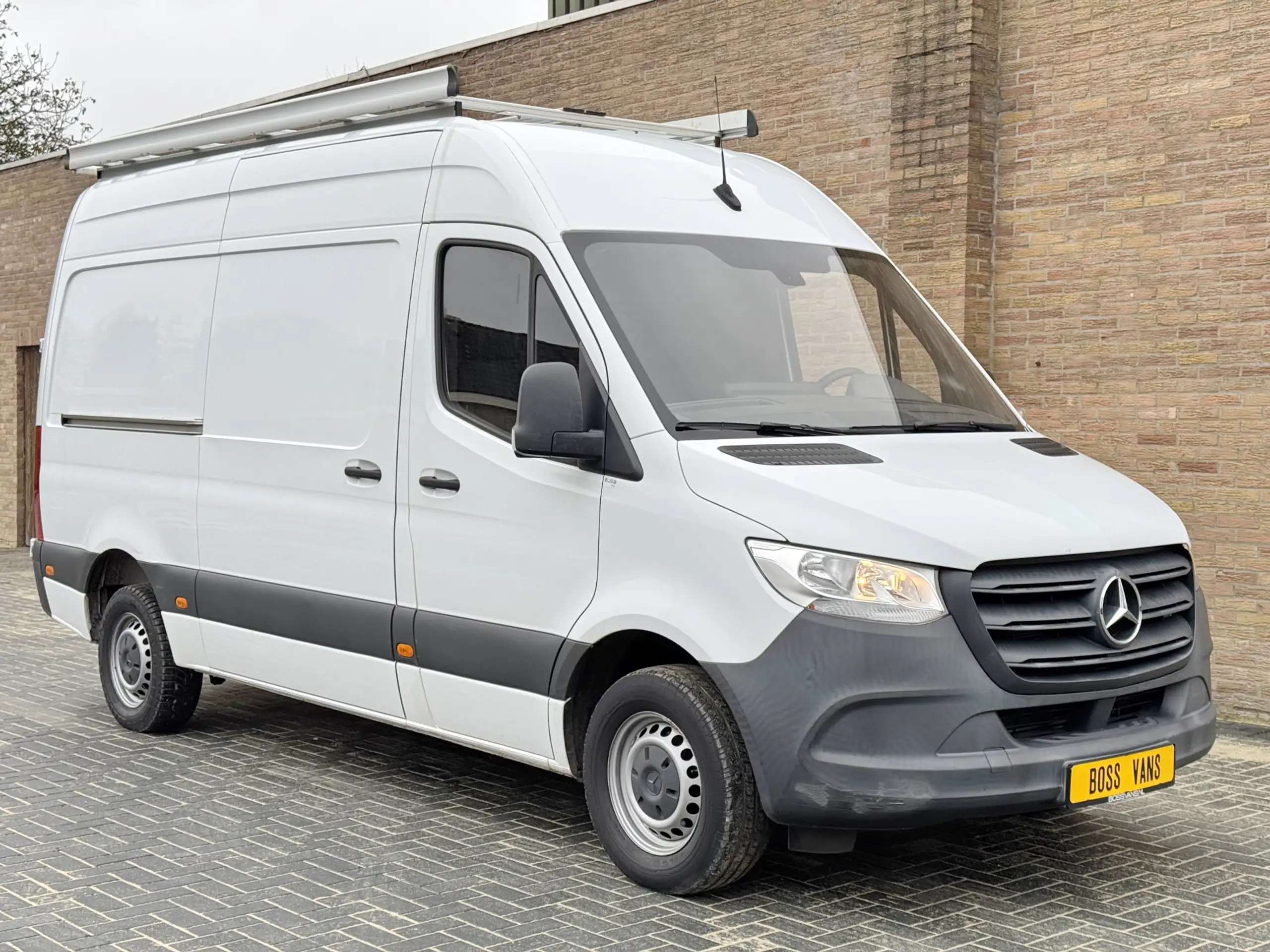 Mercedes-Benz - Sprinter