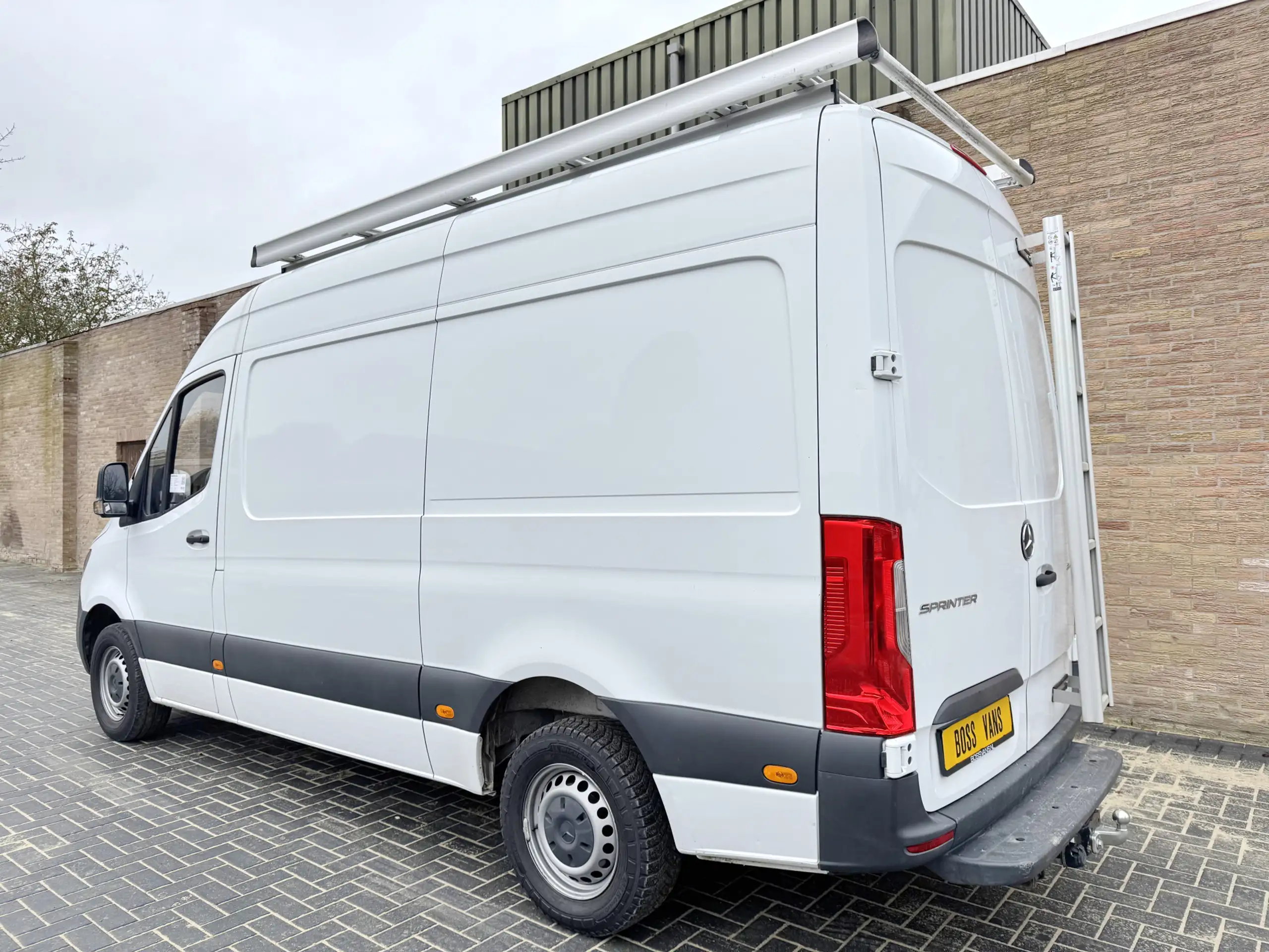 Mercedes-Benz - Sprinter