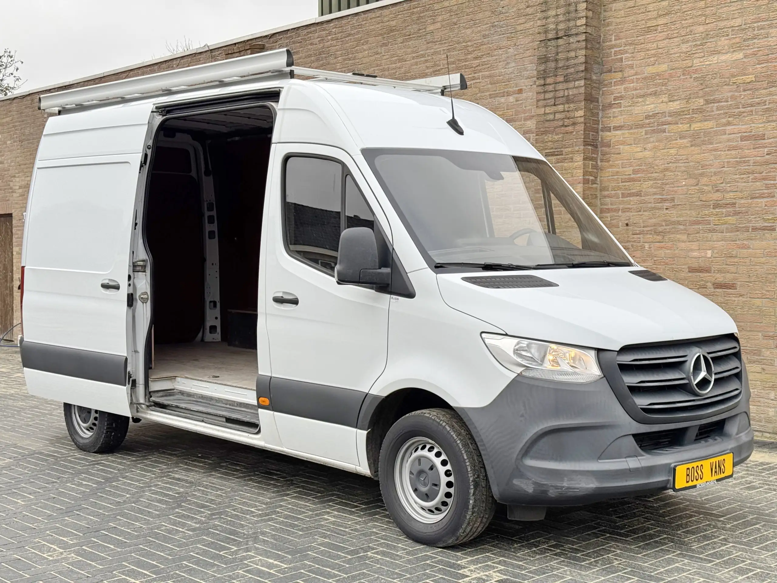 Mercedes-Benz - Sprinter