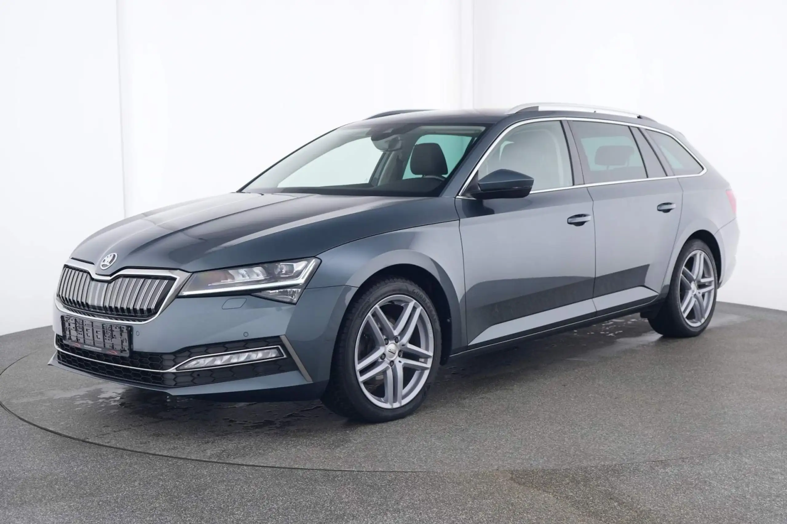 Skoda - Superb