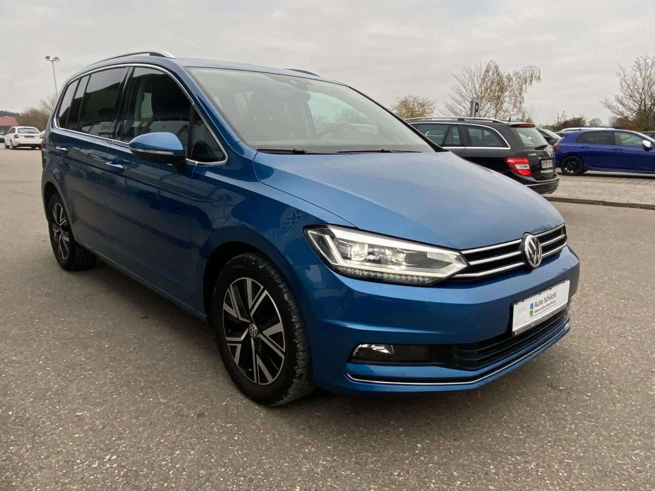 Volkswagen - Touran