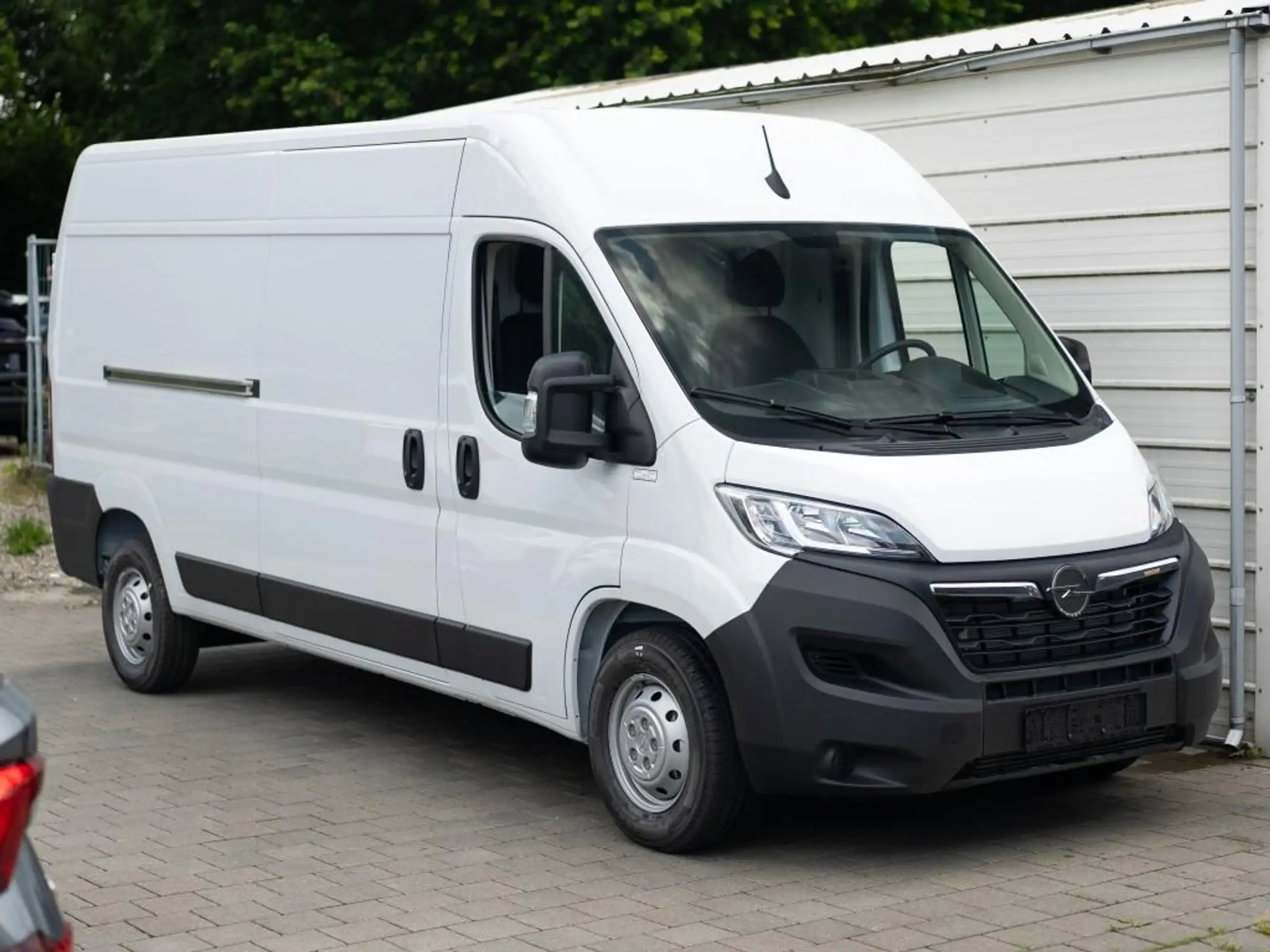 Opel Movano 2024