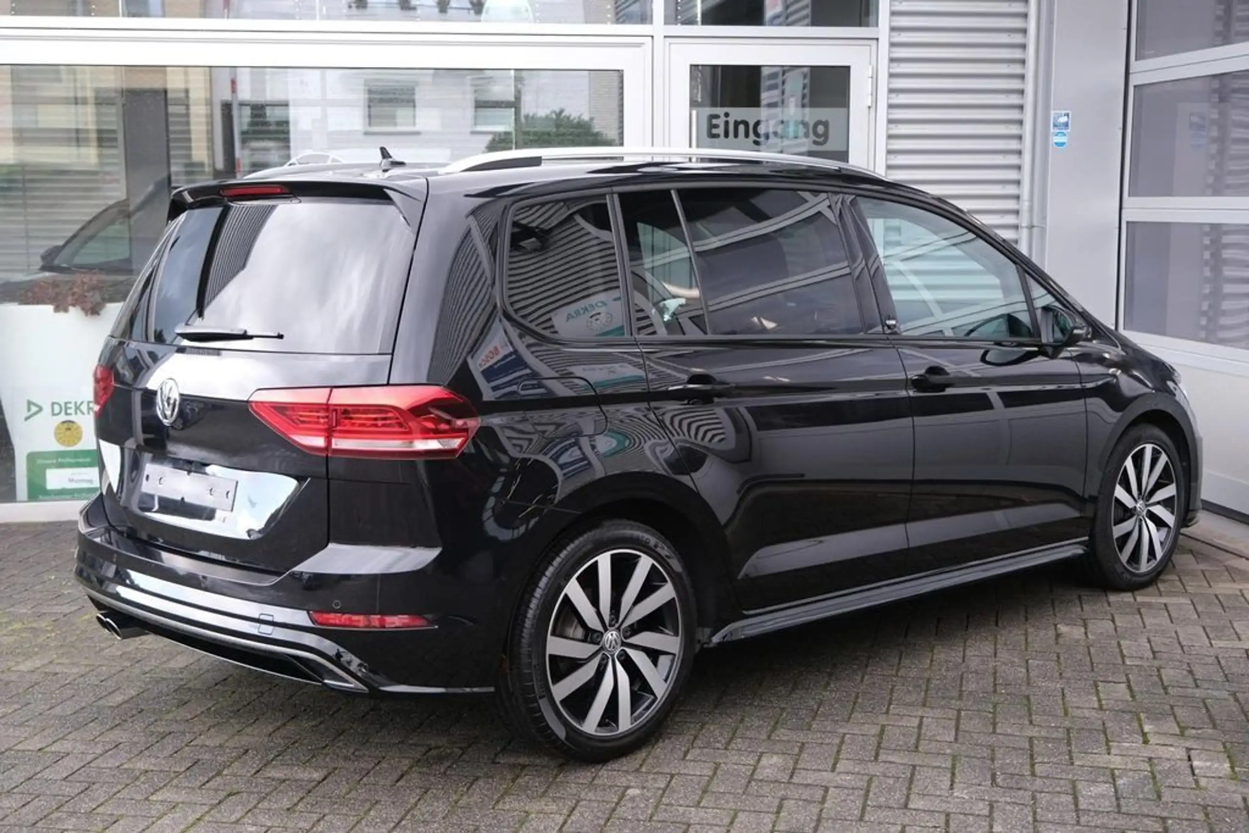 Volkswagen - Touran