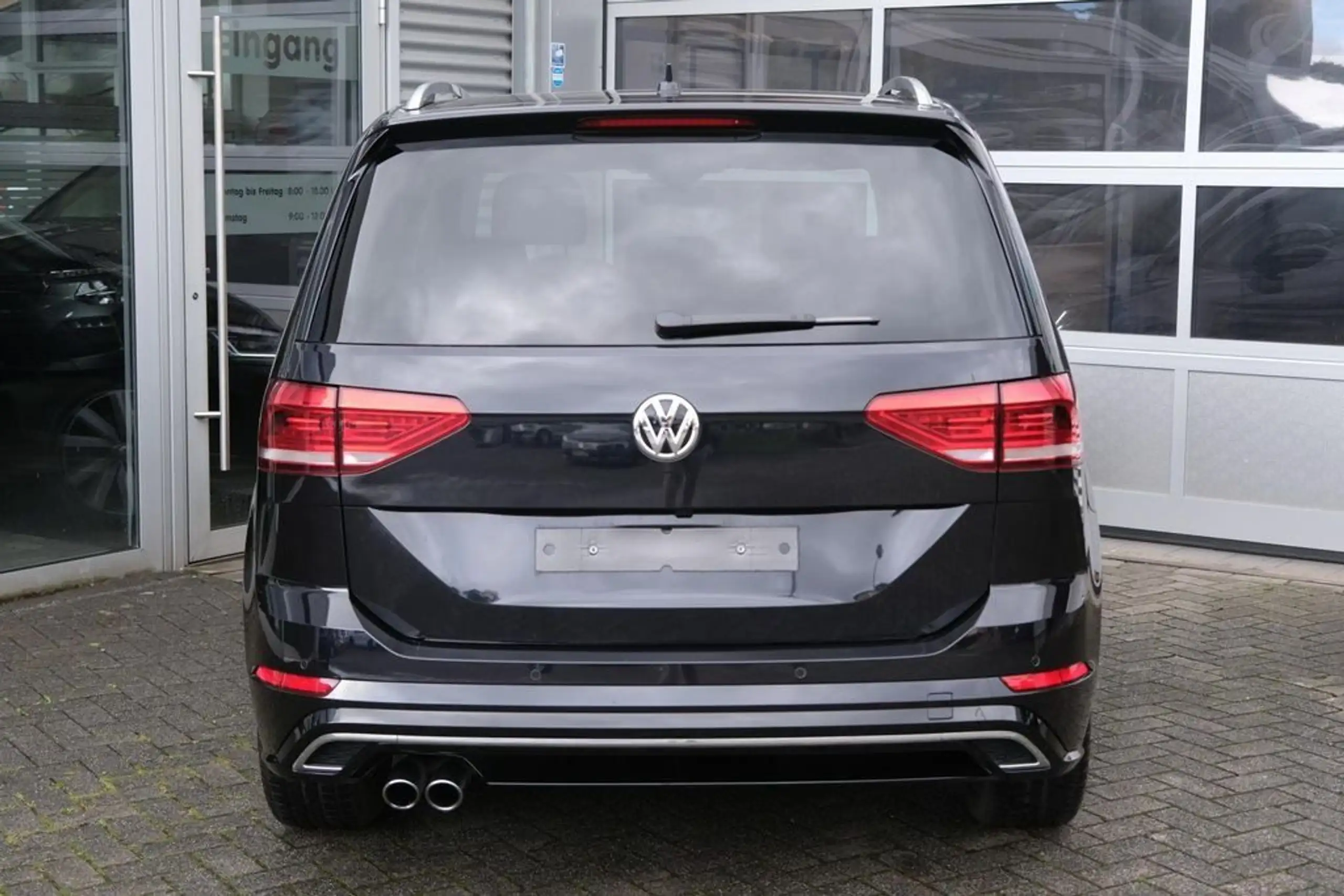 Volkswagen - Touran