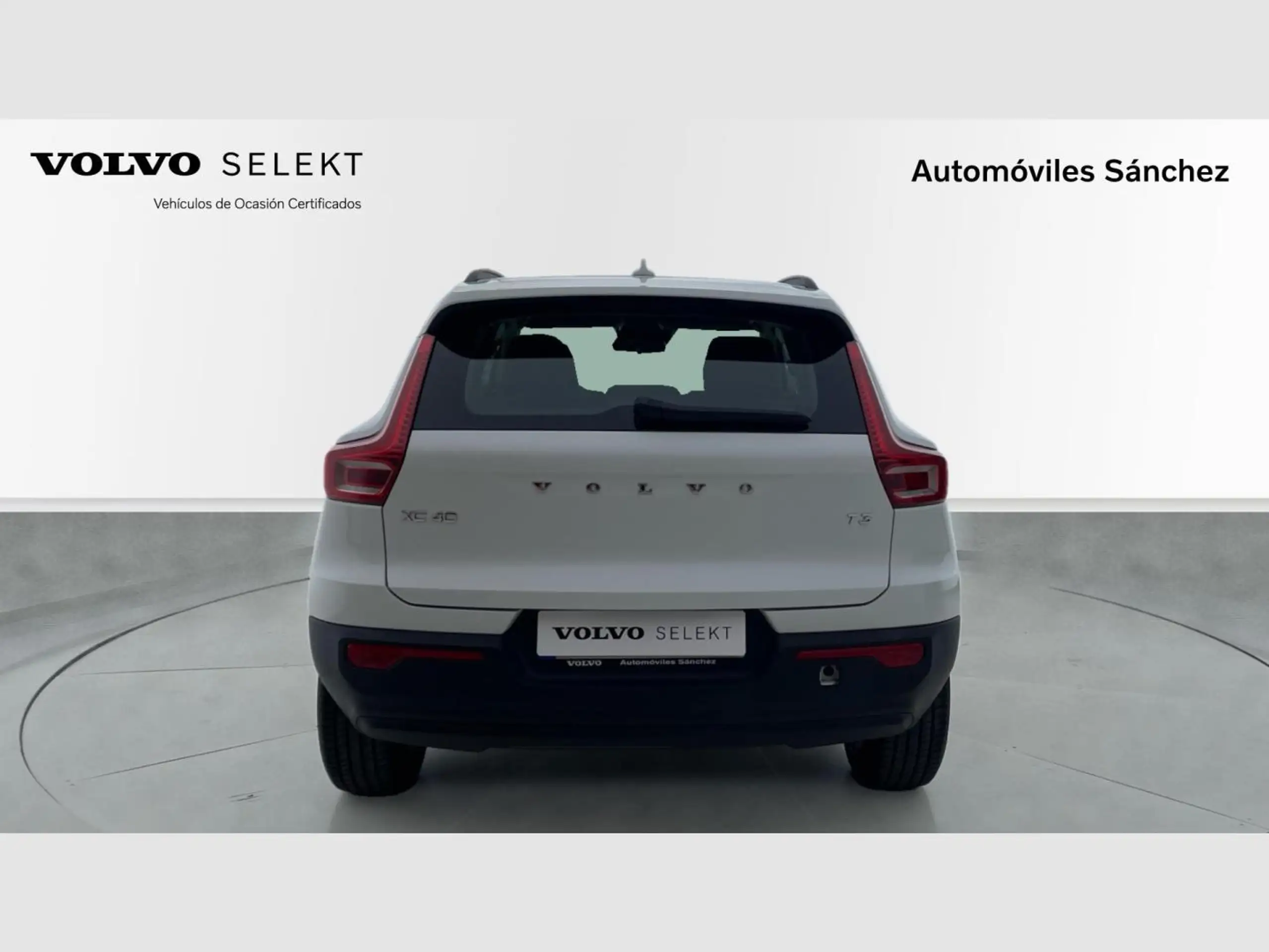 Volvo - XC40