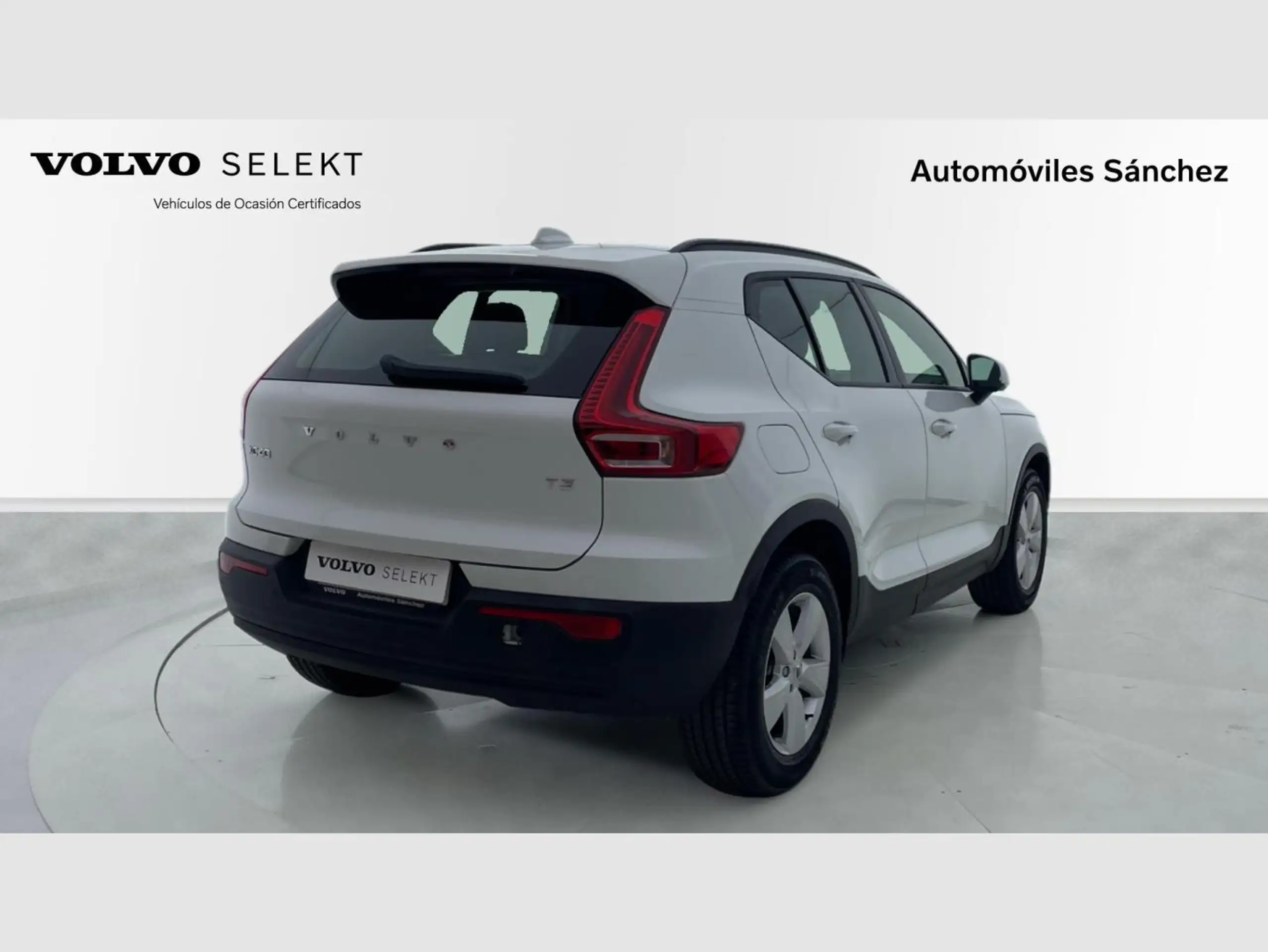 Volvo - XC40