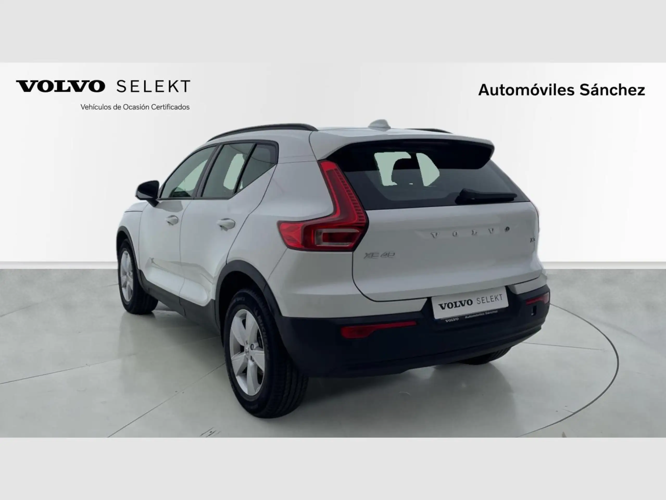 Volvo - XC40