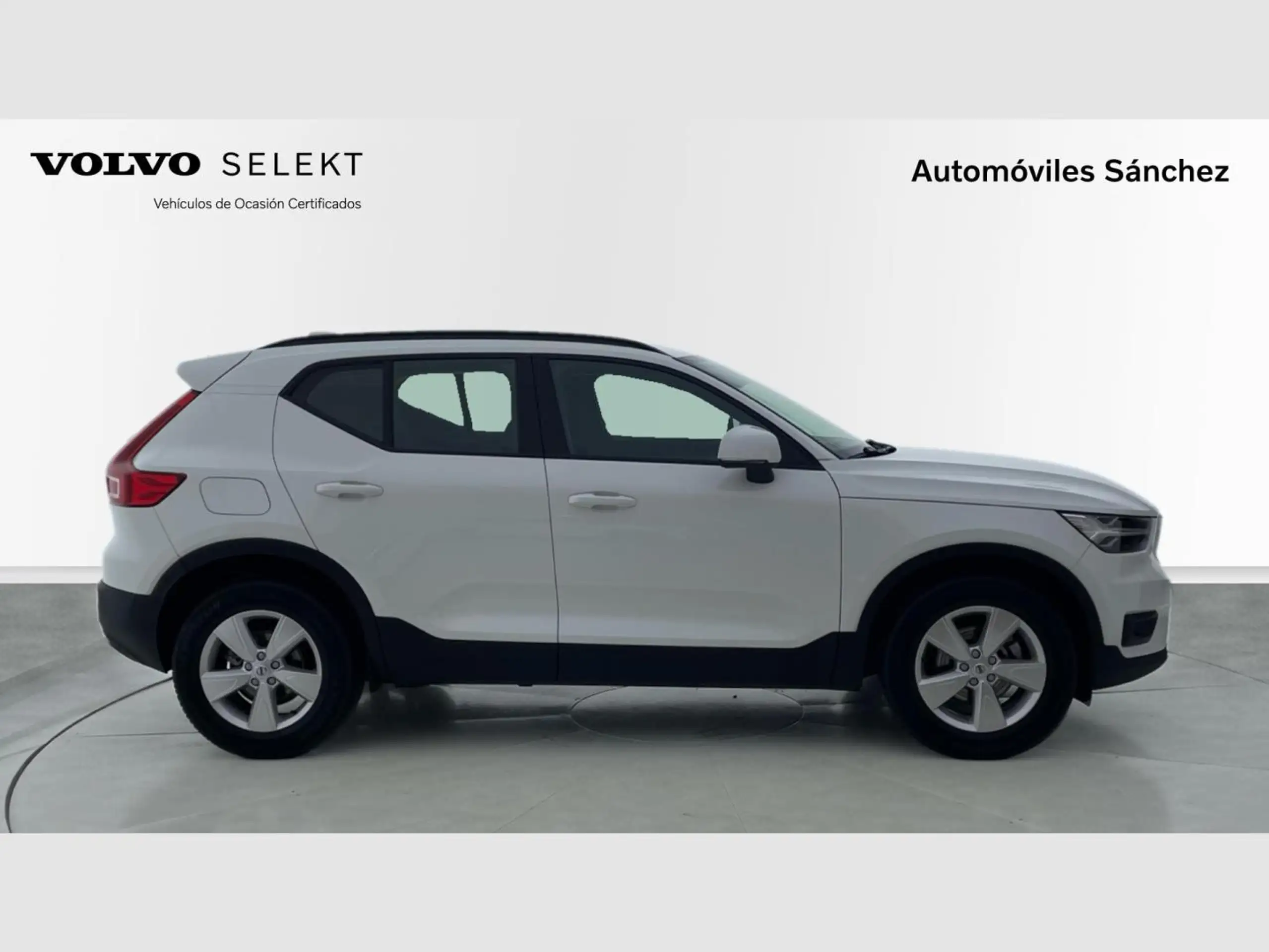 Volvo - XC40