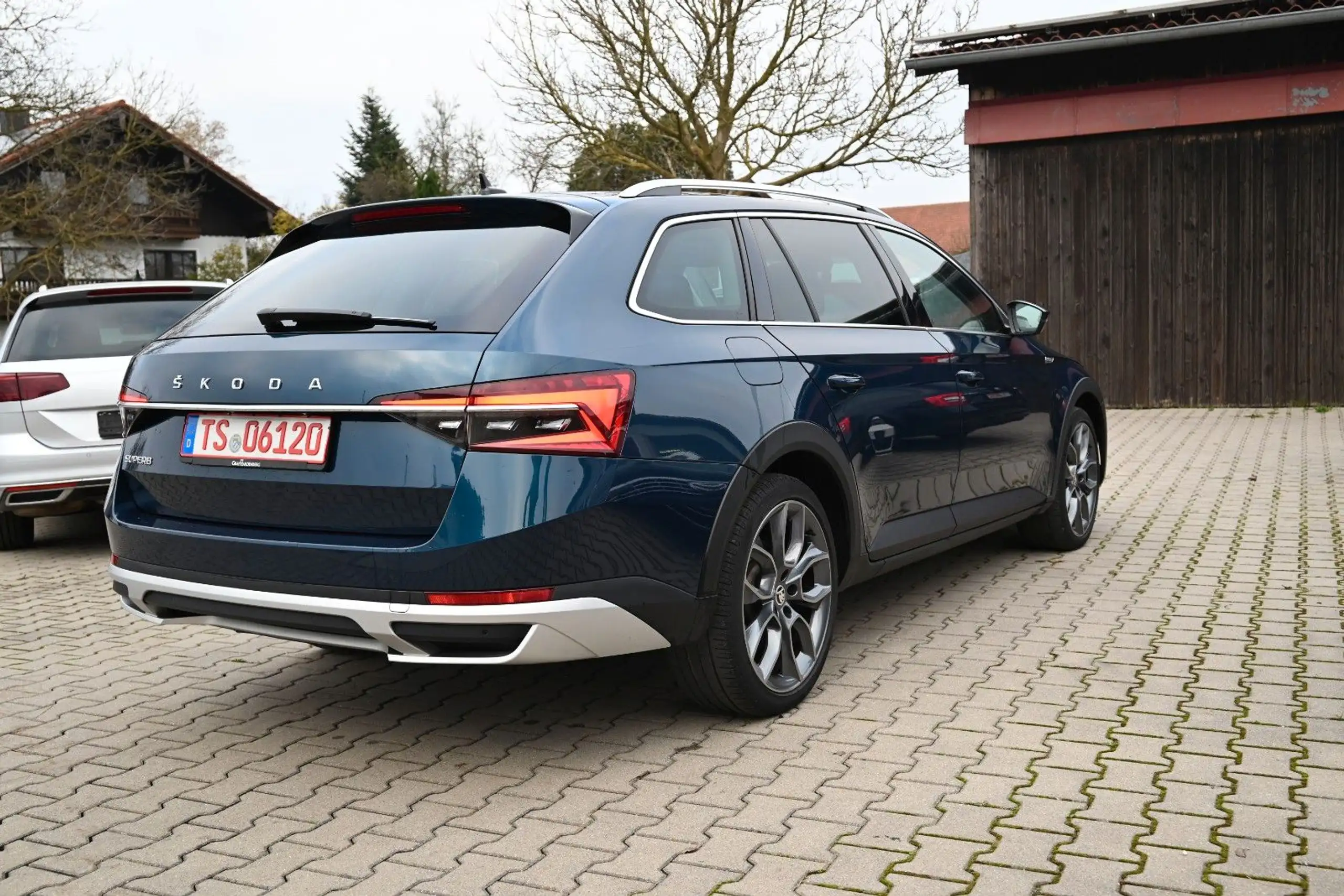 Skoda - Superb