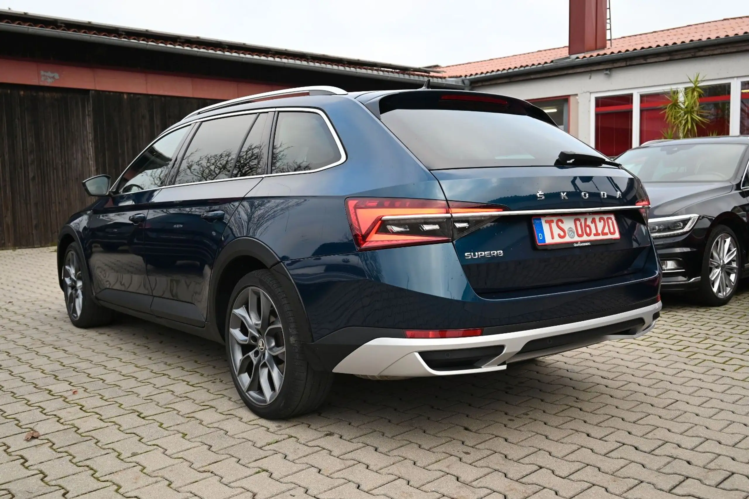 Skoda - Superb