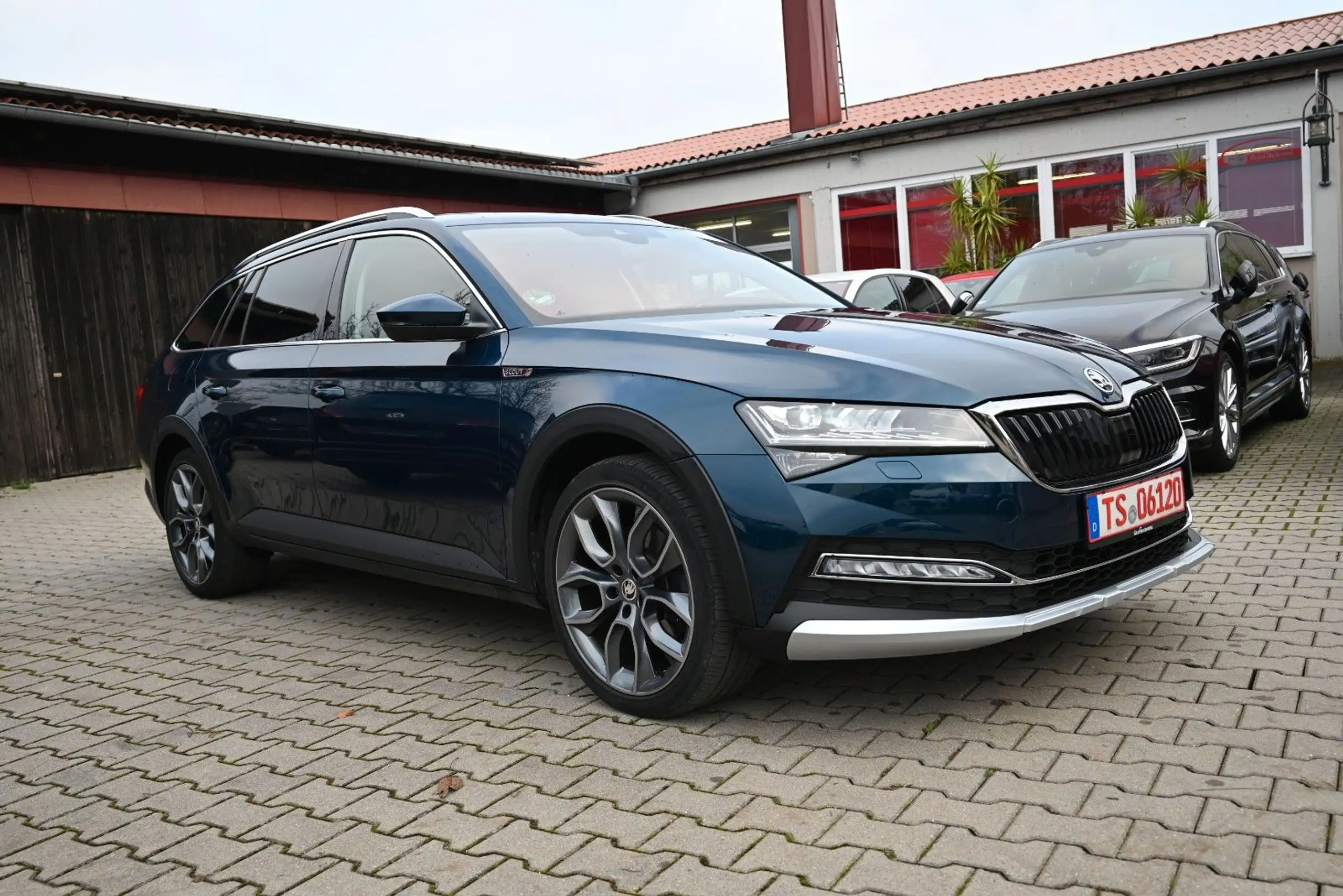 Skoda - Superb