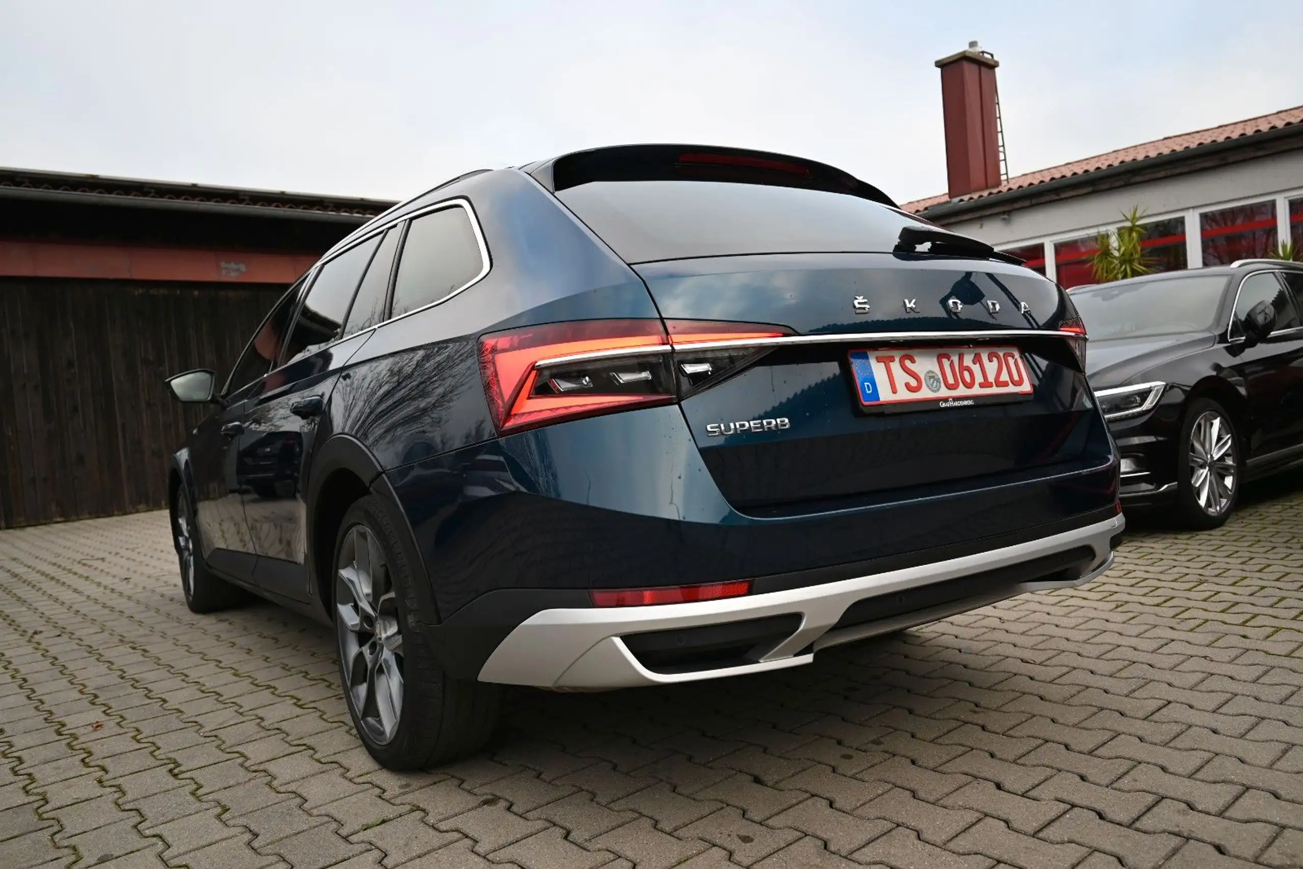 Skoda - Superb