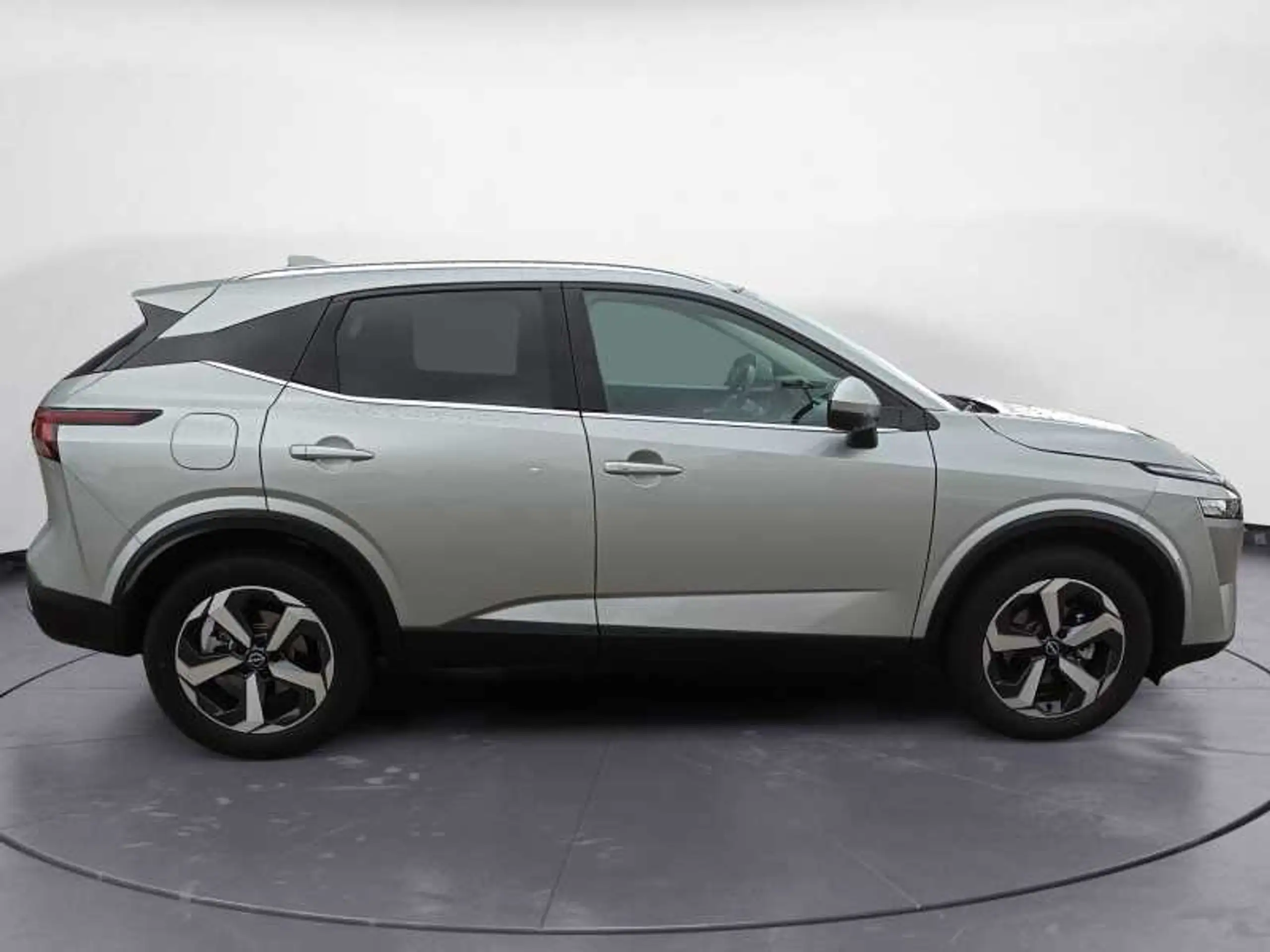 Nissan - Qashqai