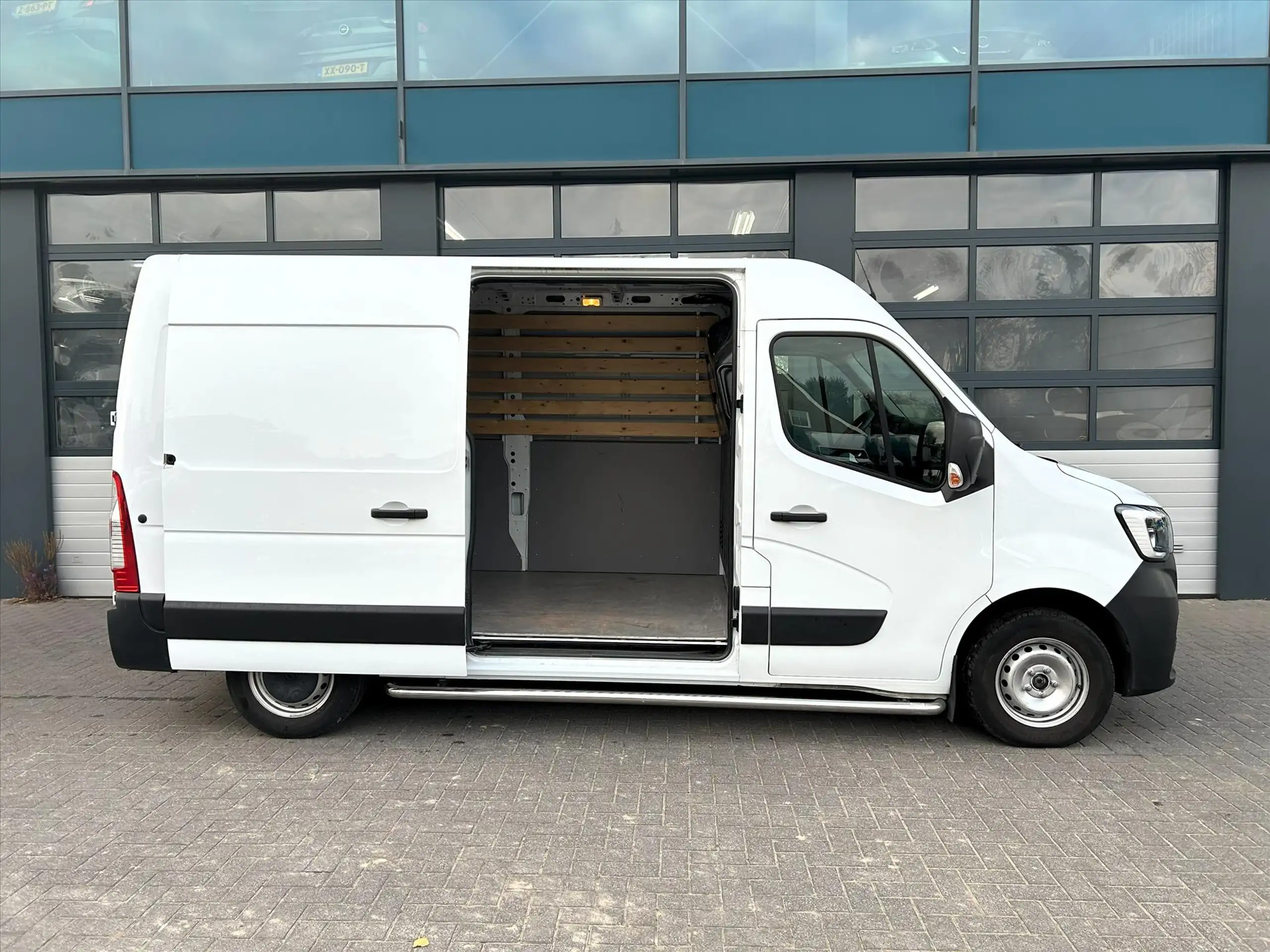 Renault - Master