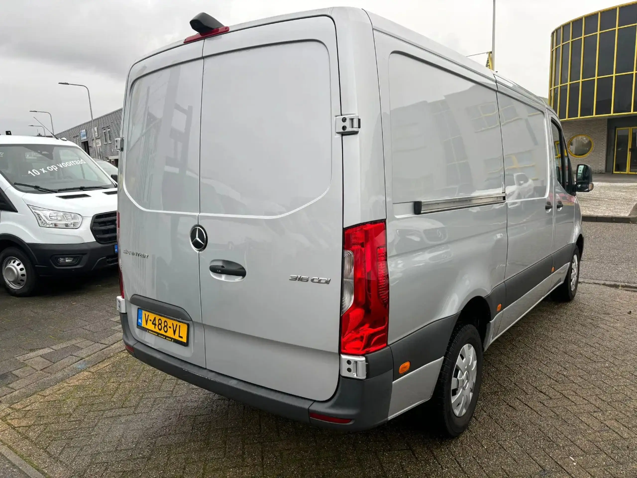 Mercedes-Benz - Sprinter