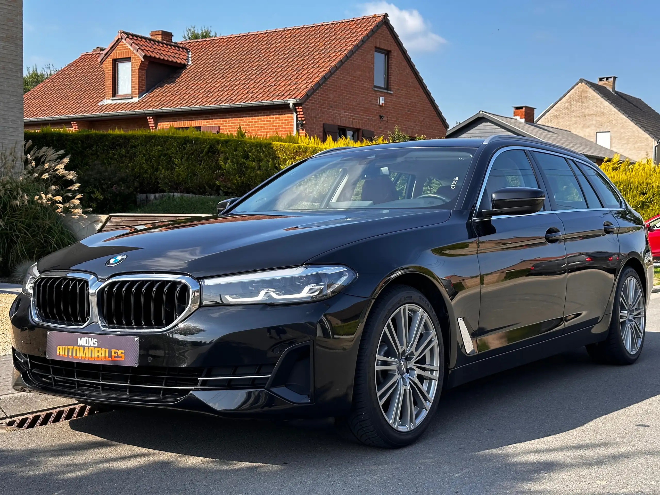 BMW - 520